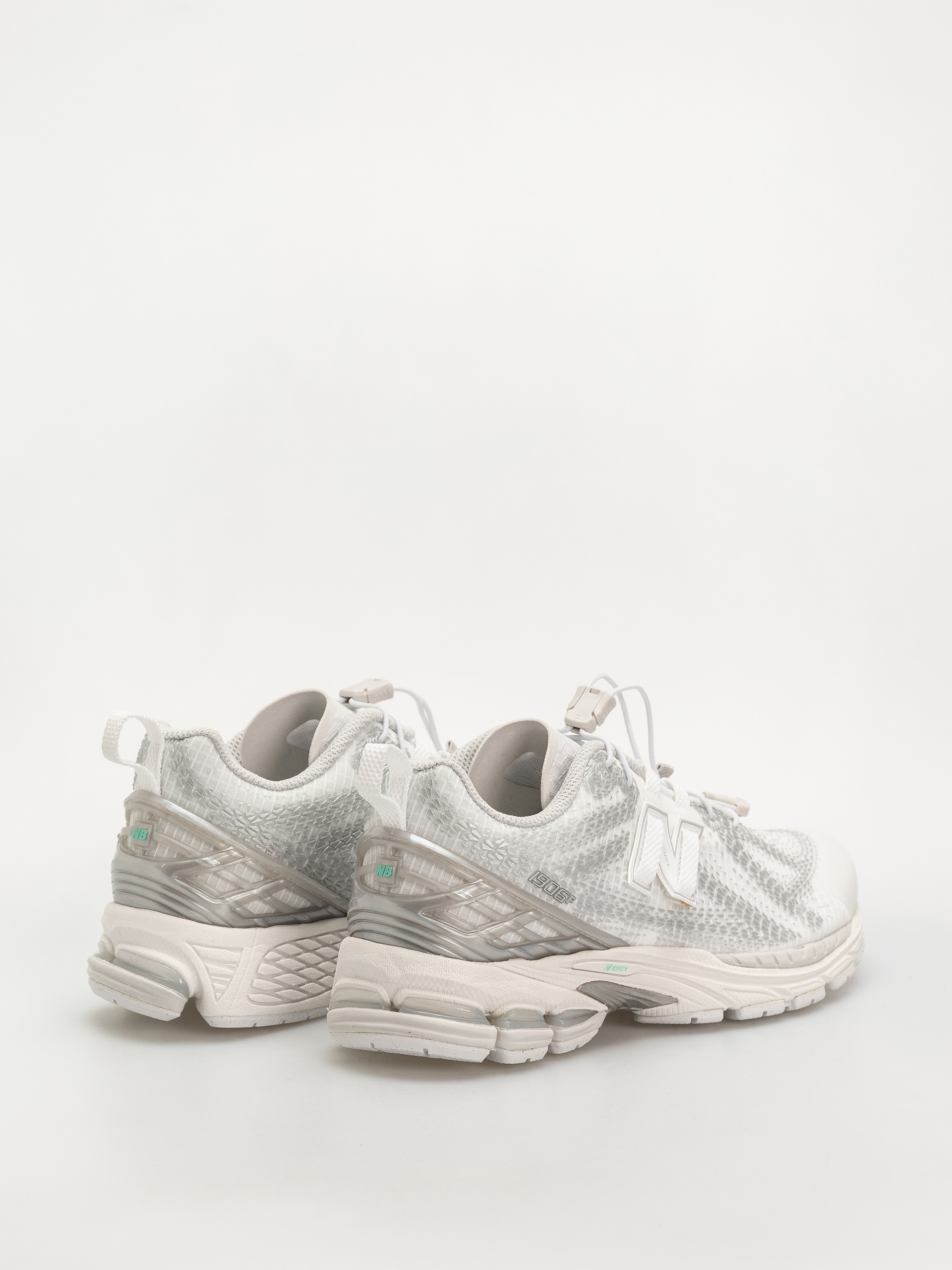 Pantofi New Balance 1906 (103 white/silver metallic/deep end)