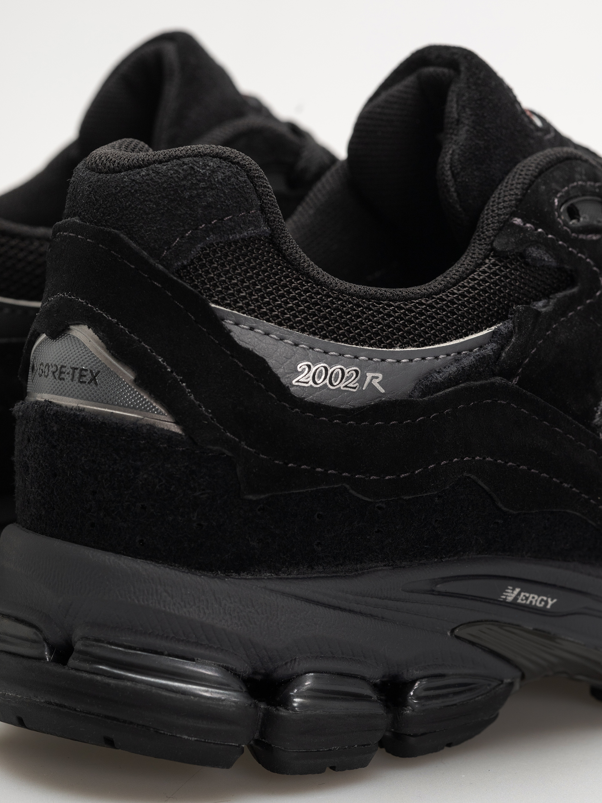 Pantofi New Balance 2002 (black/magnet)