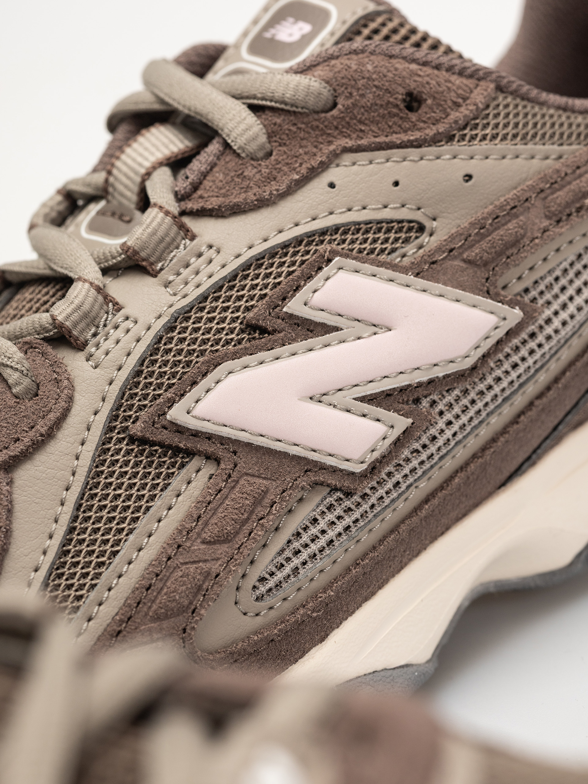 Pantofi New Balance 204 (cortado/stone pink)