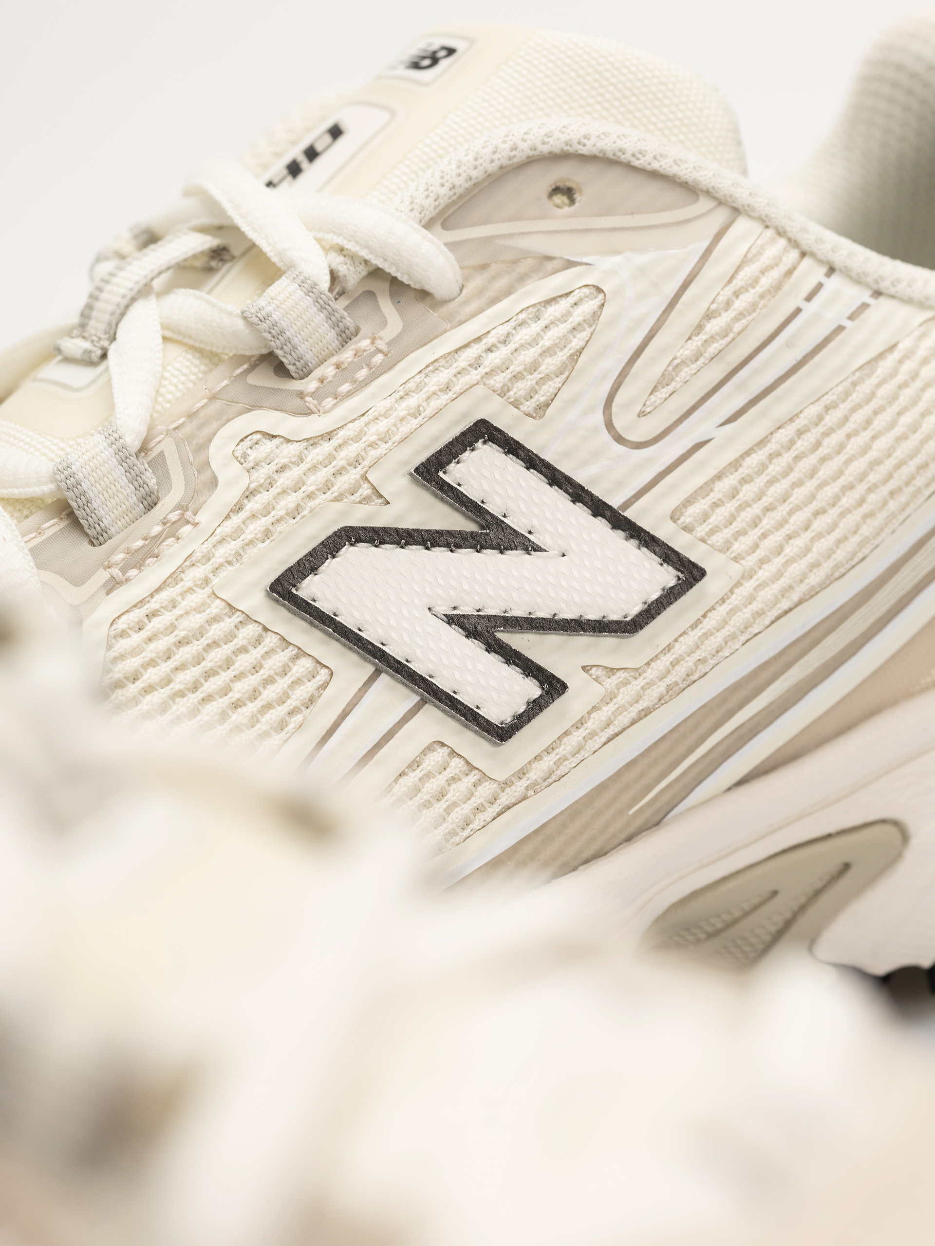 Pantofi New Balance 740 (shipyard/angora)