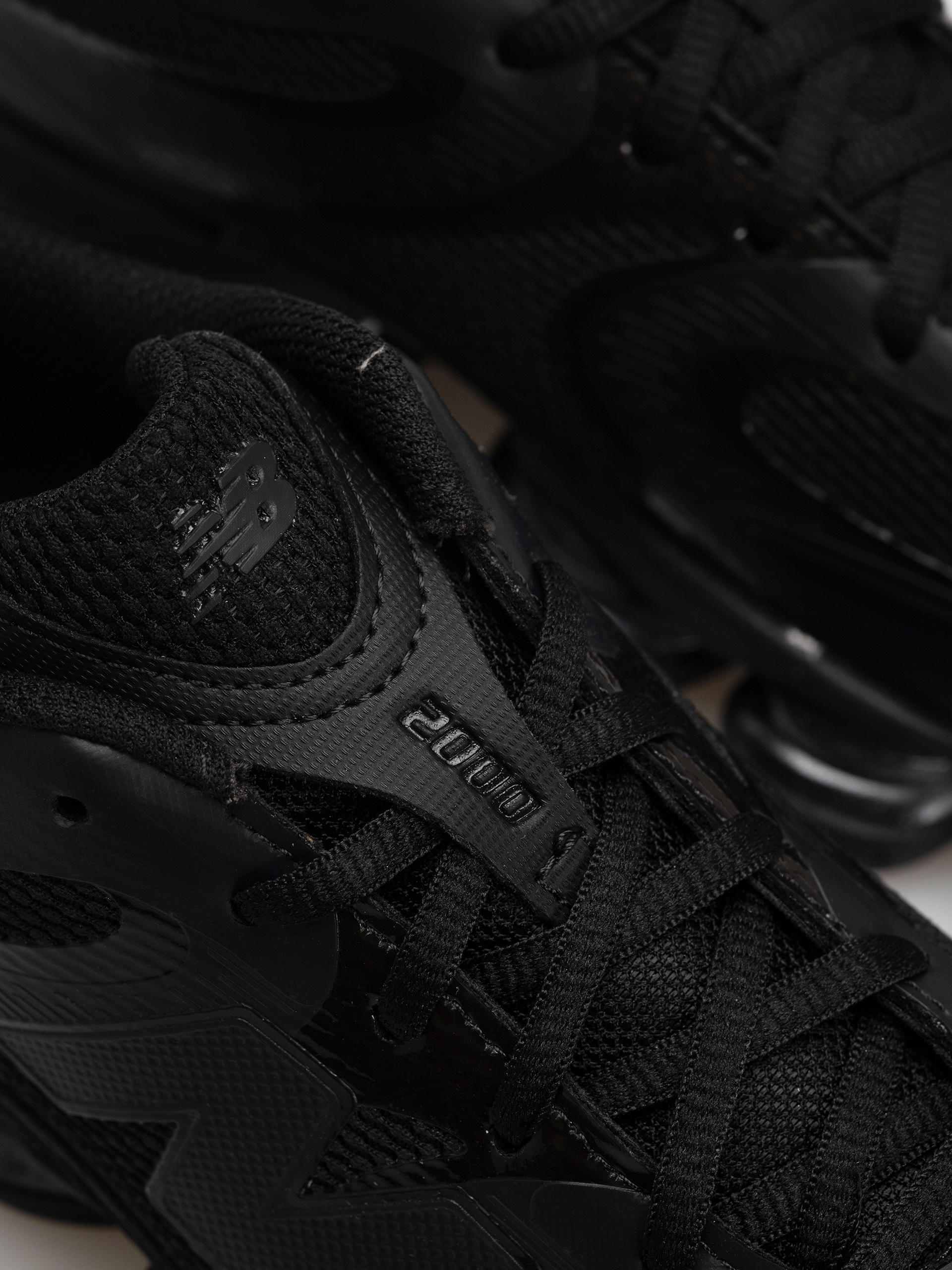 Pantofi New Balance 2000 (black/black etb)