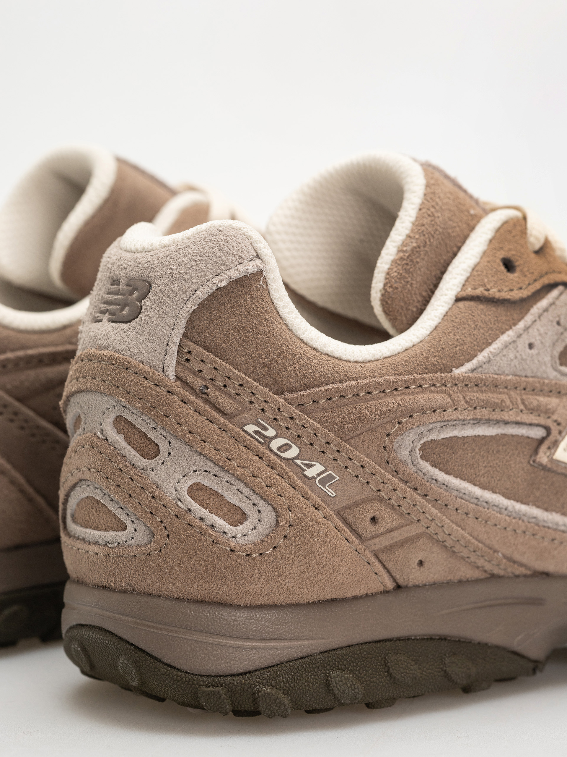 Pantofi New Balance 204 (mushroom/arid stone mma)