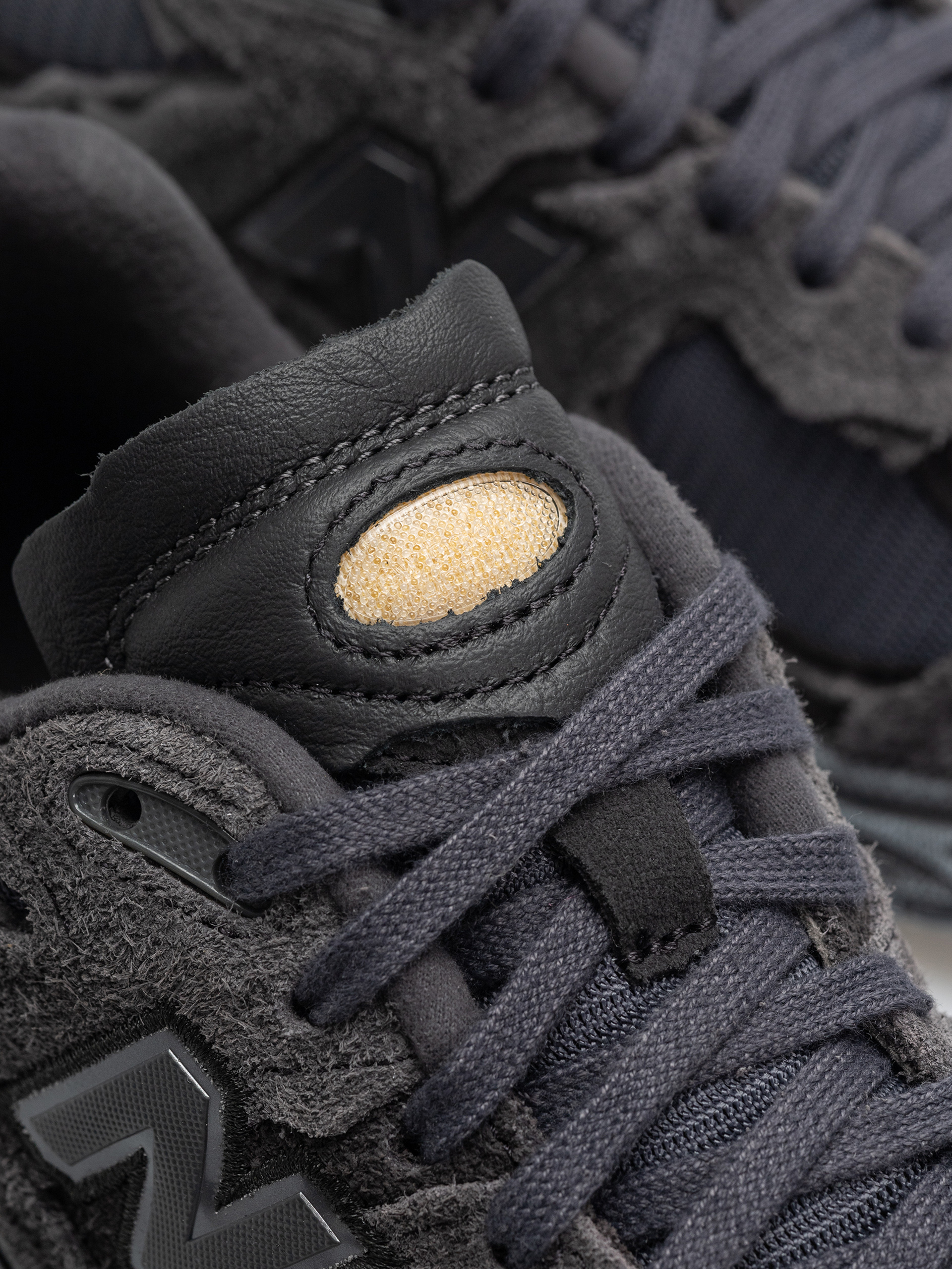 Pantofi New Balance 2002 (black)