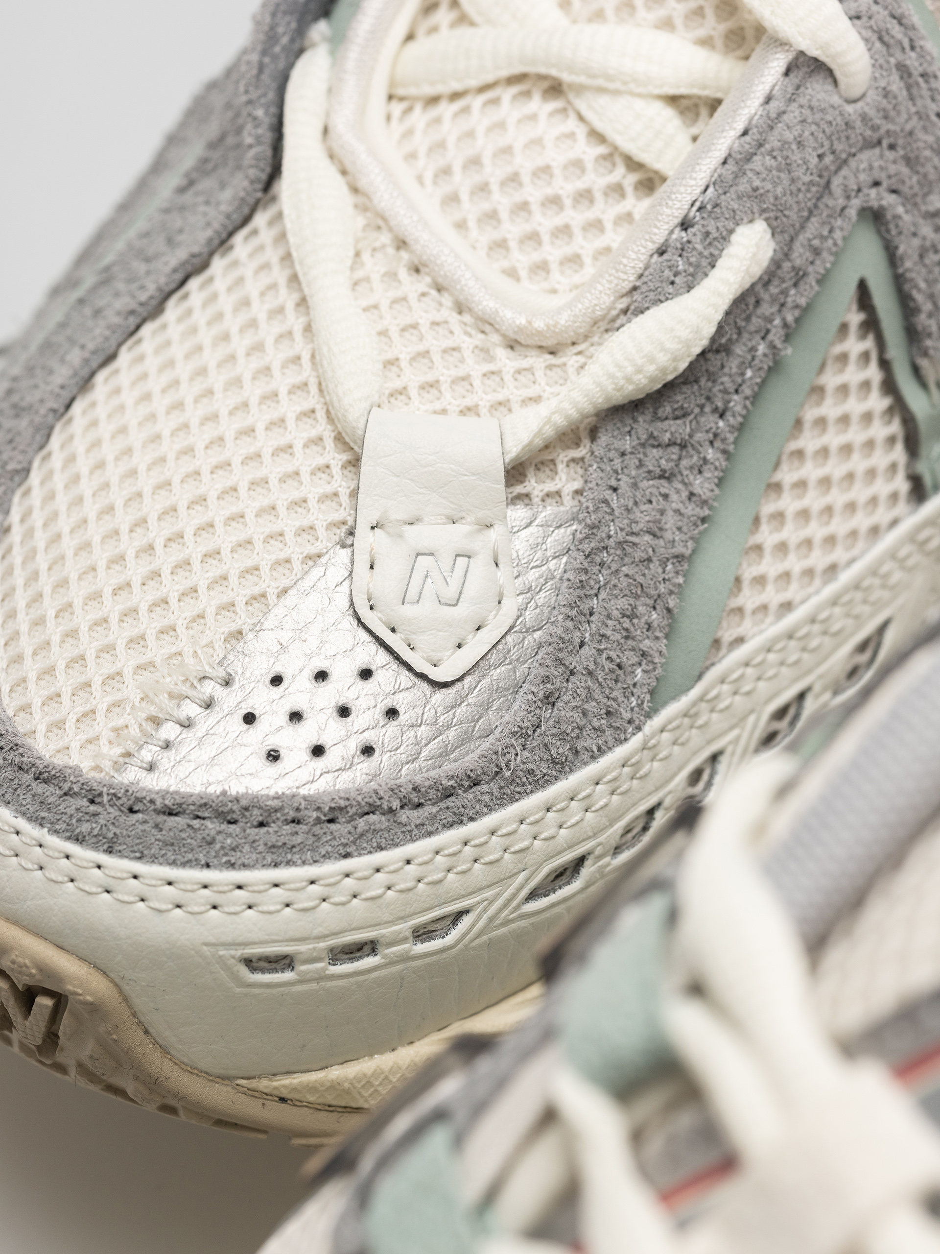 Pantofi New Balance 1906 (sea salt/lone star grey)