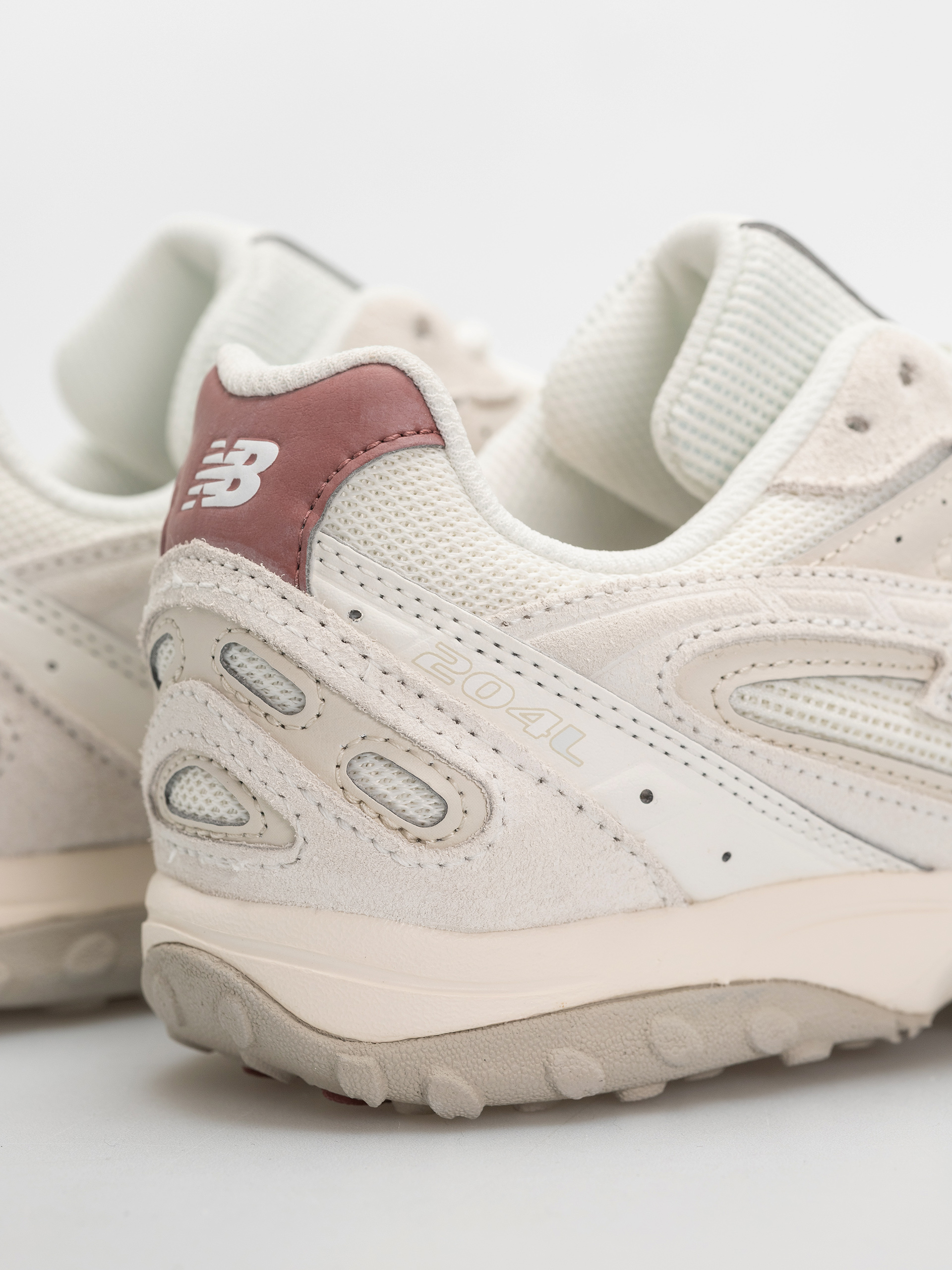 Pantofi New Balance 204 (sea salt/red rock)