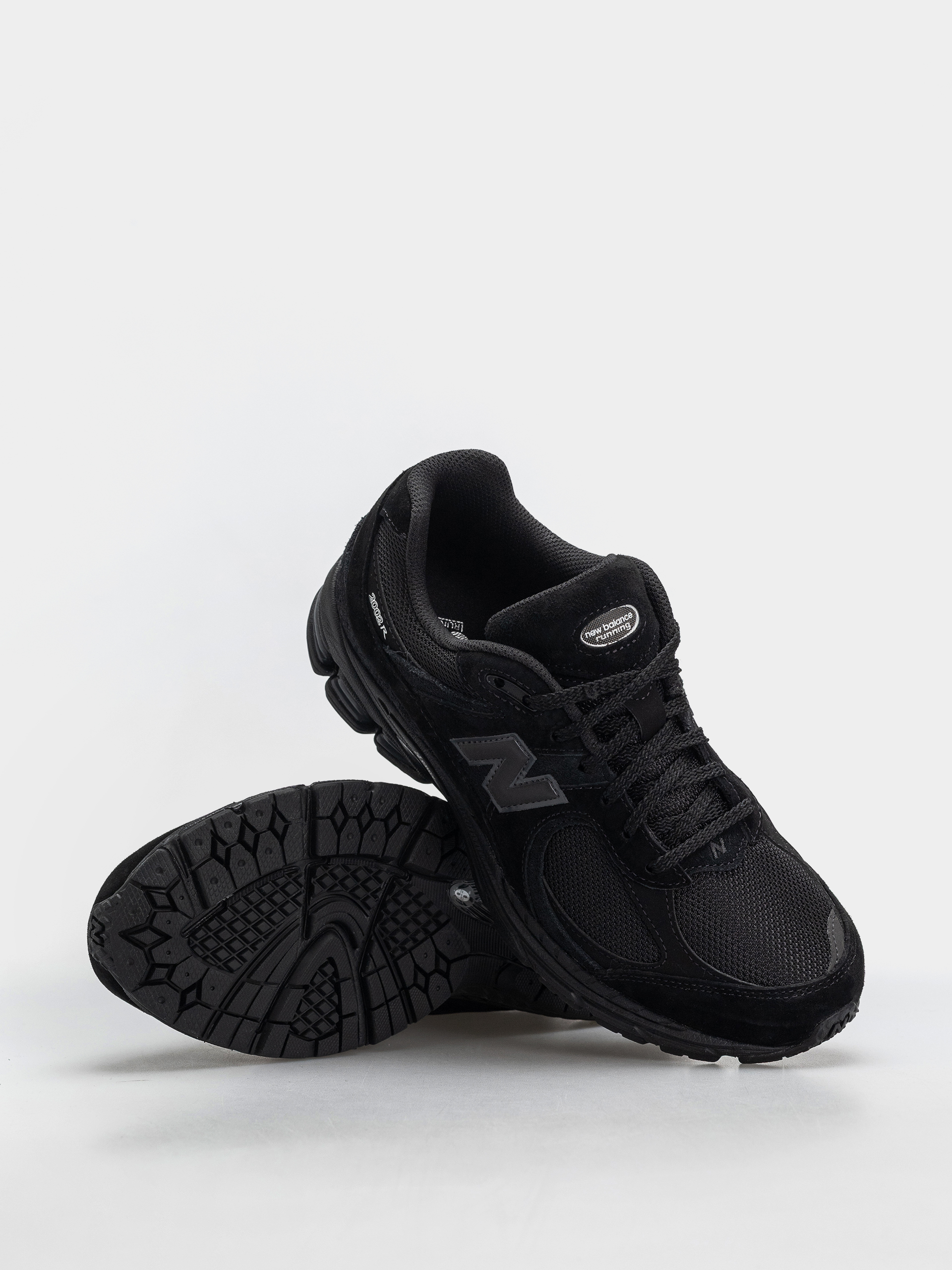Pantofi New Balance 2002 (black/black metallic)