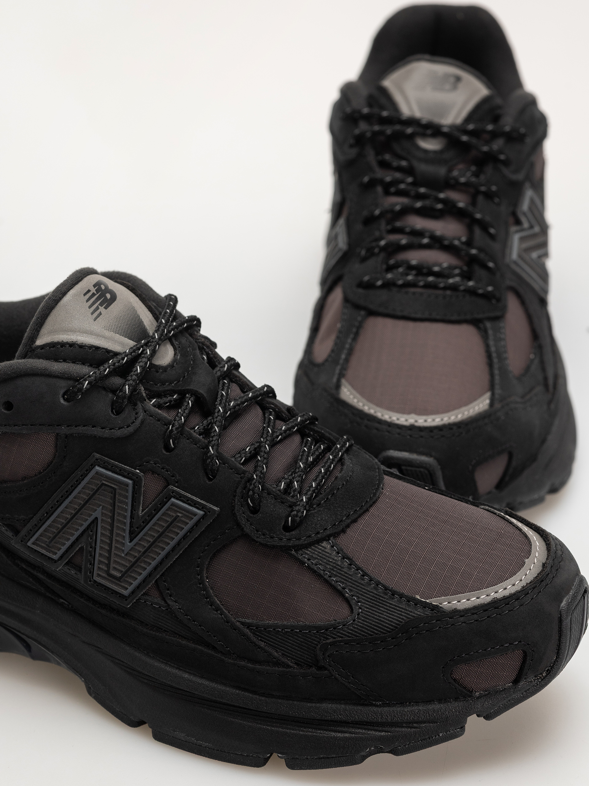 Pantofi New Balance 2010 (black/faded black/phantom)