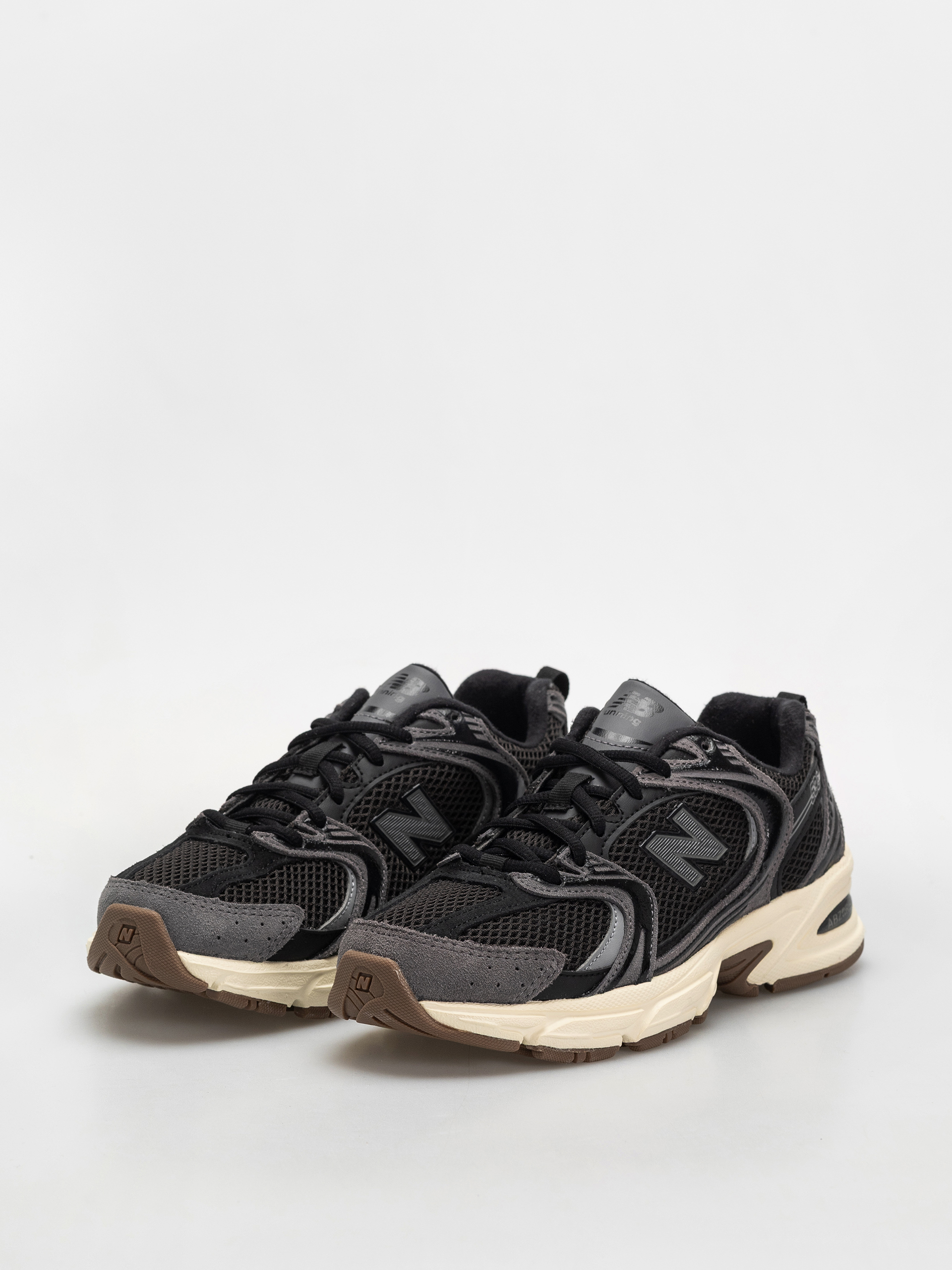 Pantofi New Balance 530 (black/castlerock)