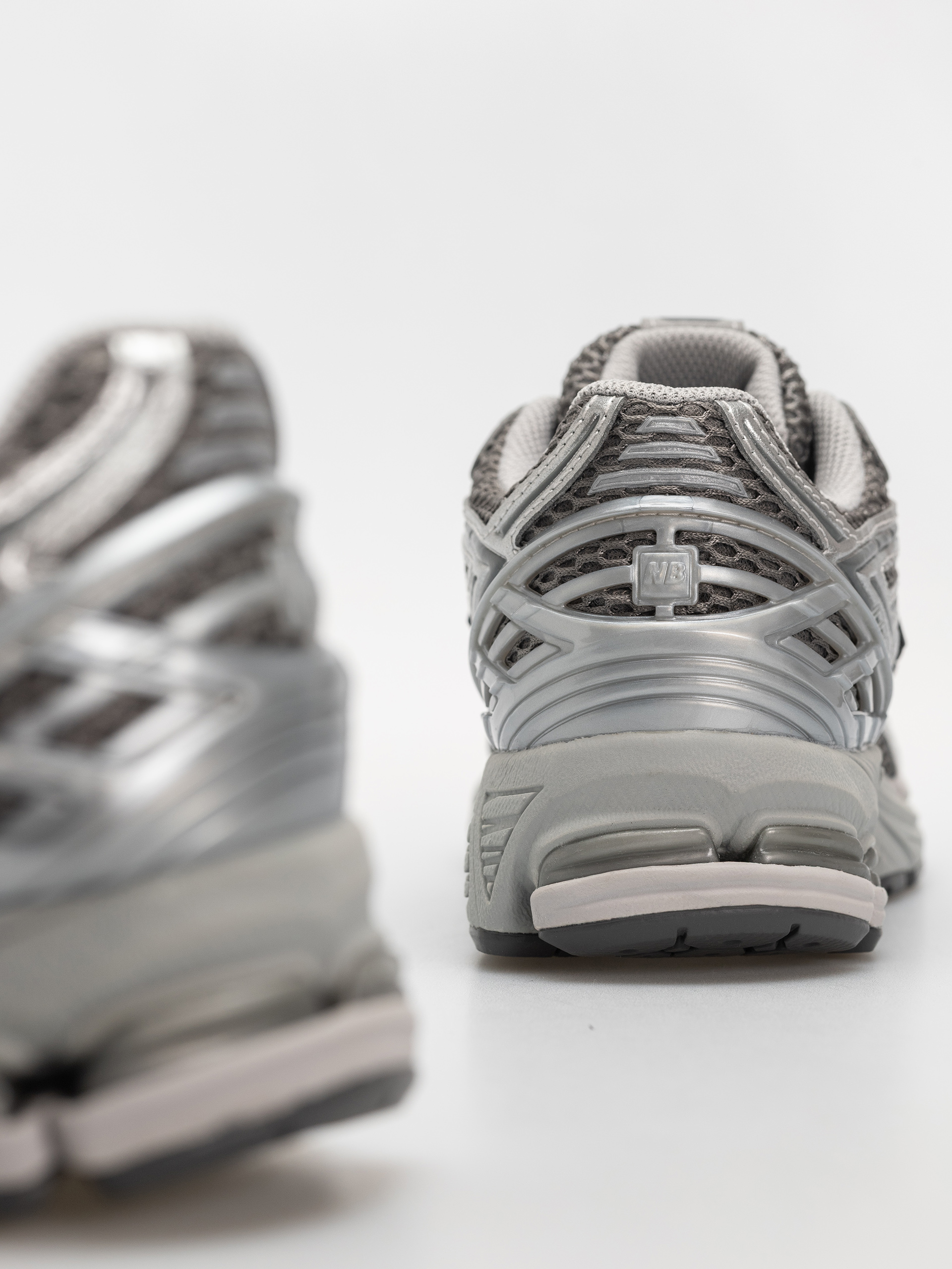 Pantofi New Balance 1906 (harbor grey/silver metalic/concrete eh)