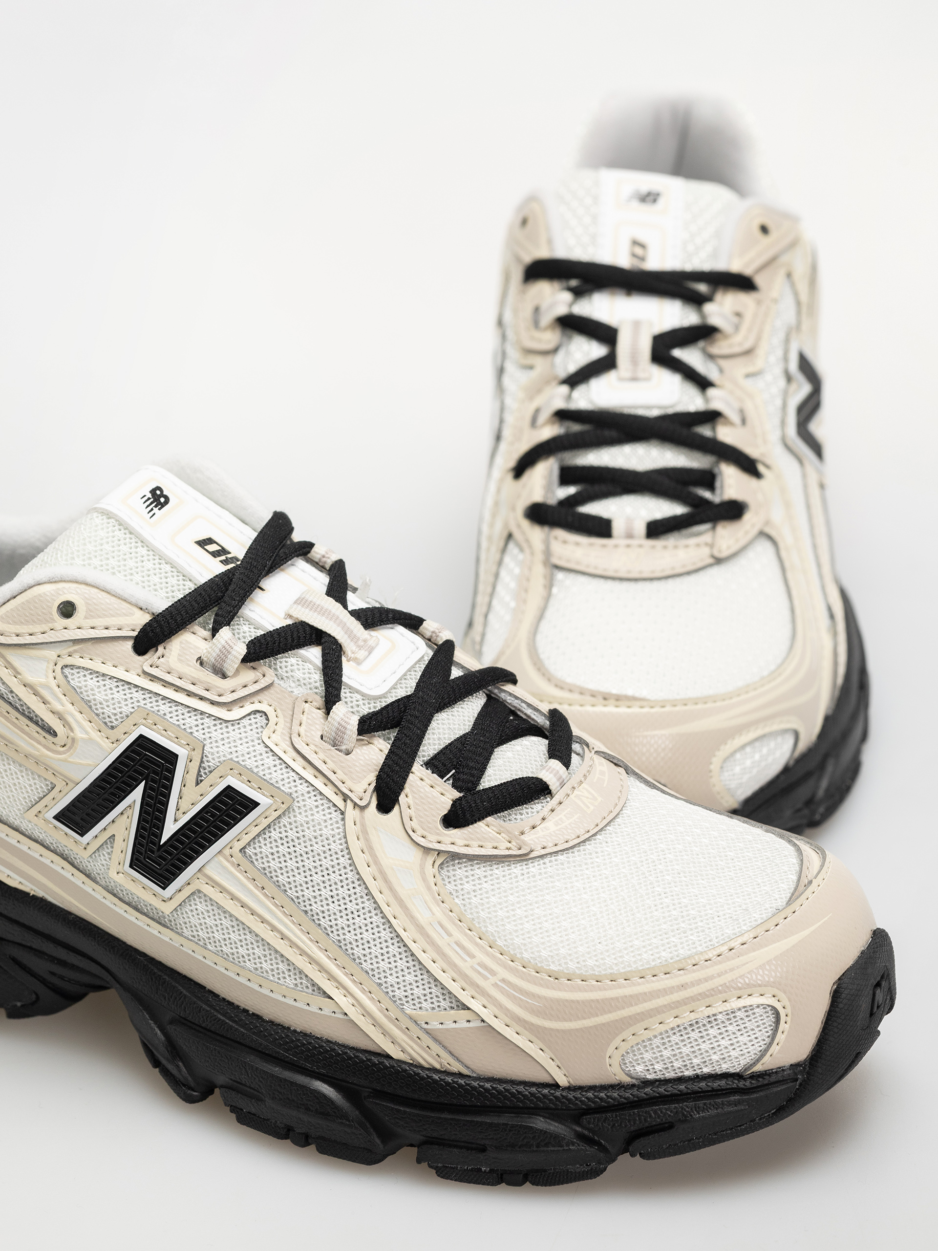 Pantofi New Balance 740 (timberwolf/103 white)