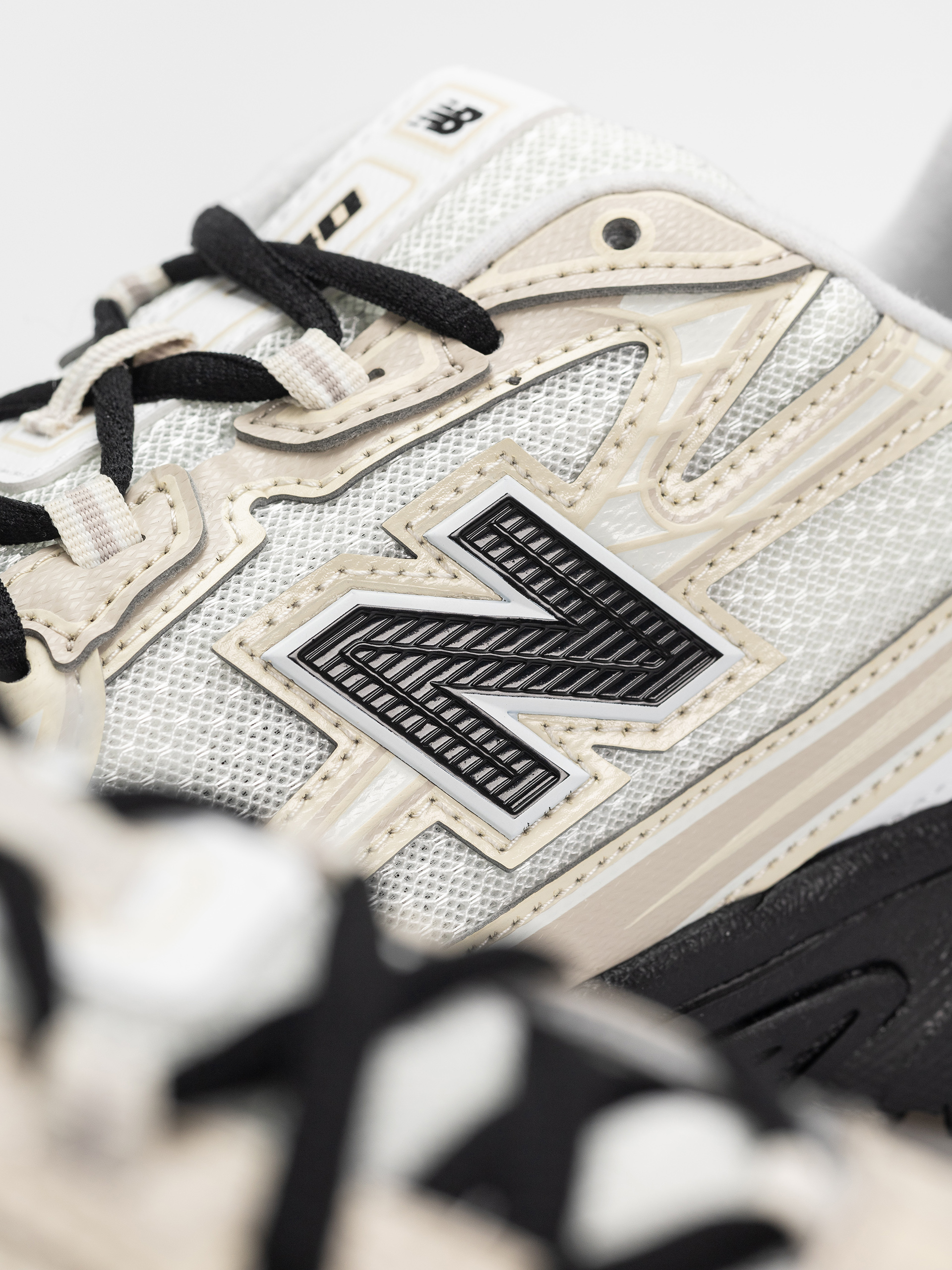 Pantofi New Balance 740 (timberwolf/103 white)