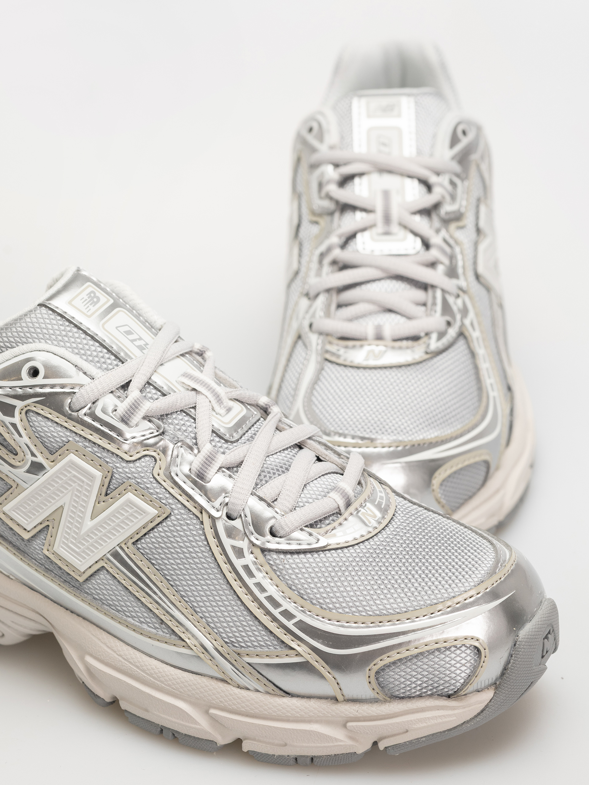 Pantofi New Balance 740 (metallic silver/metallic silver)