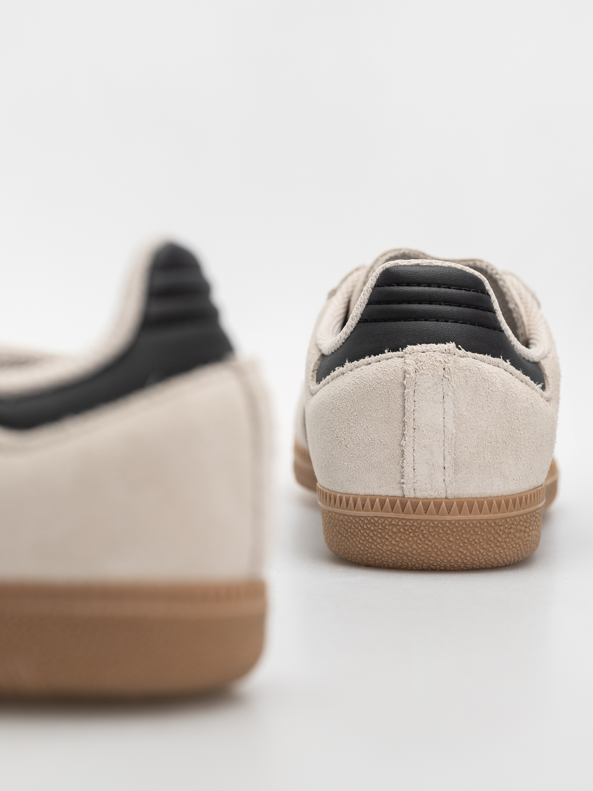 Pantofi adidas Samba Adv (alumin/cblack/gum4)