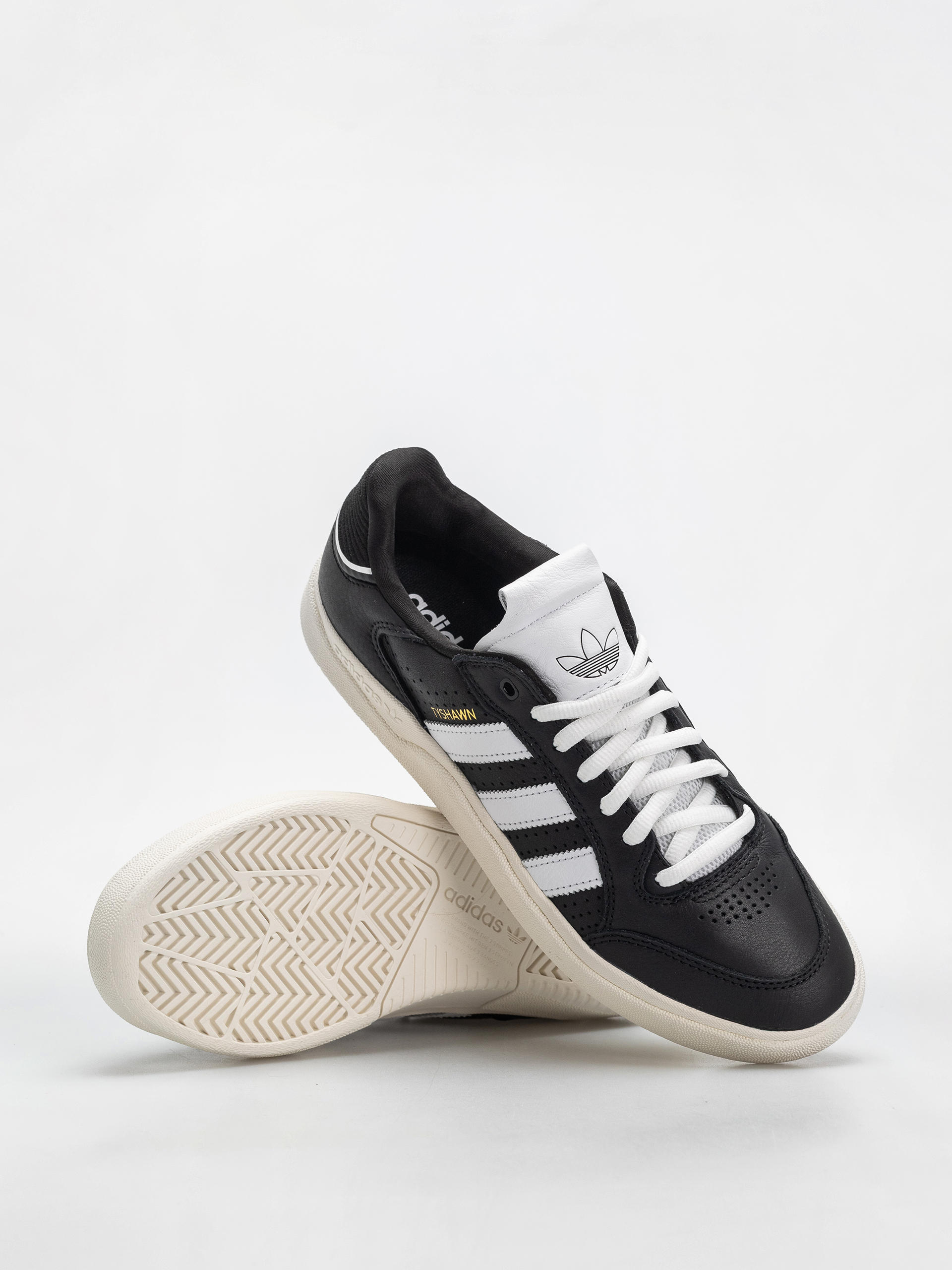 Pantofi adidas Tyshawn Low (cblack/ftwwht/cwhite)