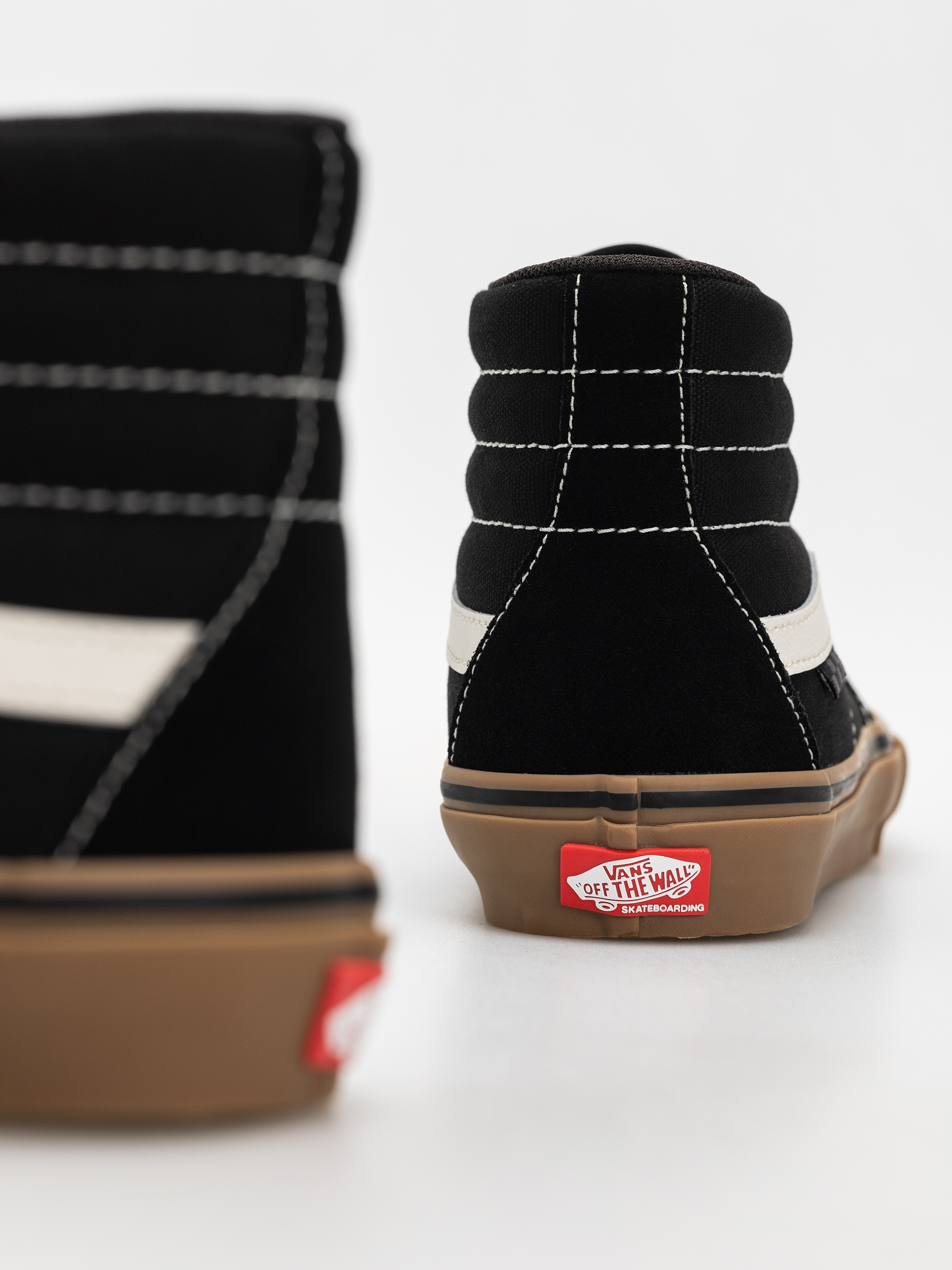 Pantofi Vans Skate Sk8 Hi (black/gum/white)