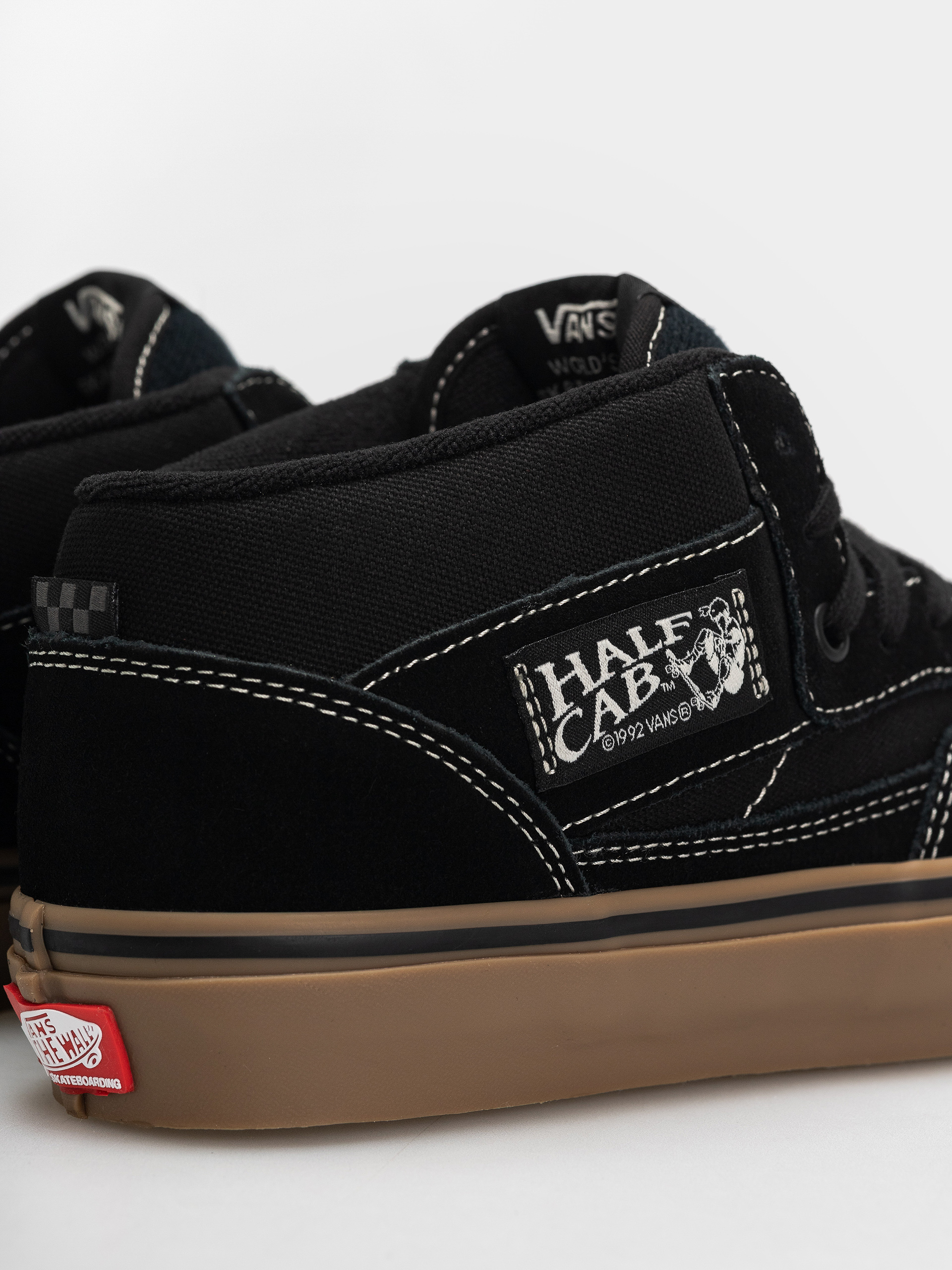 Pantofi Vans Skate Half Cab (black/gum/white)