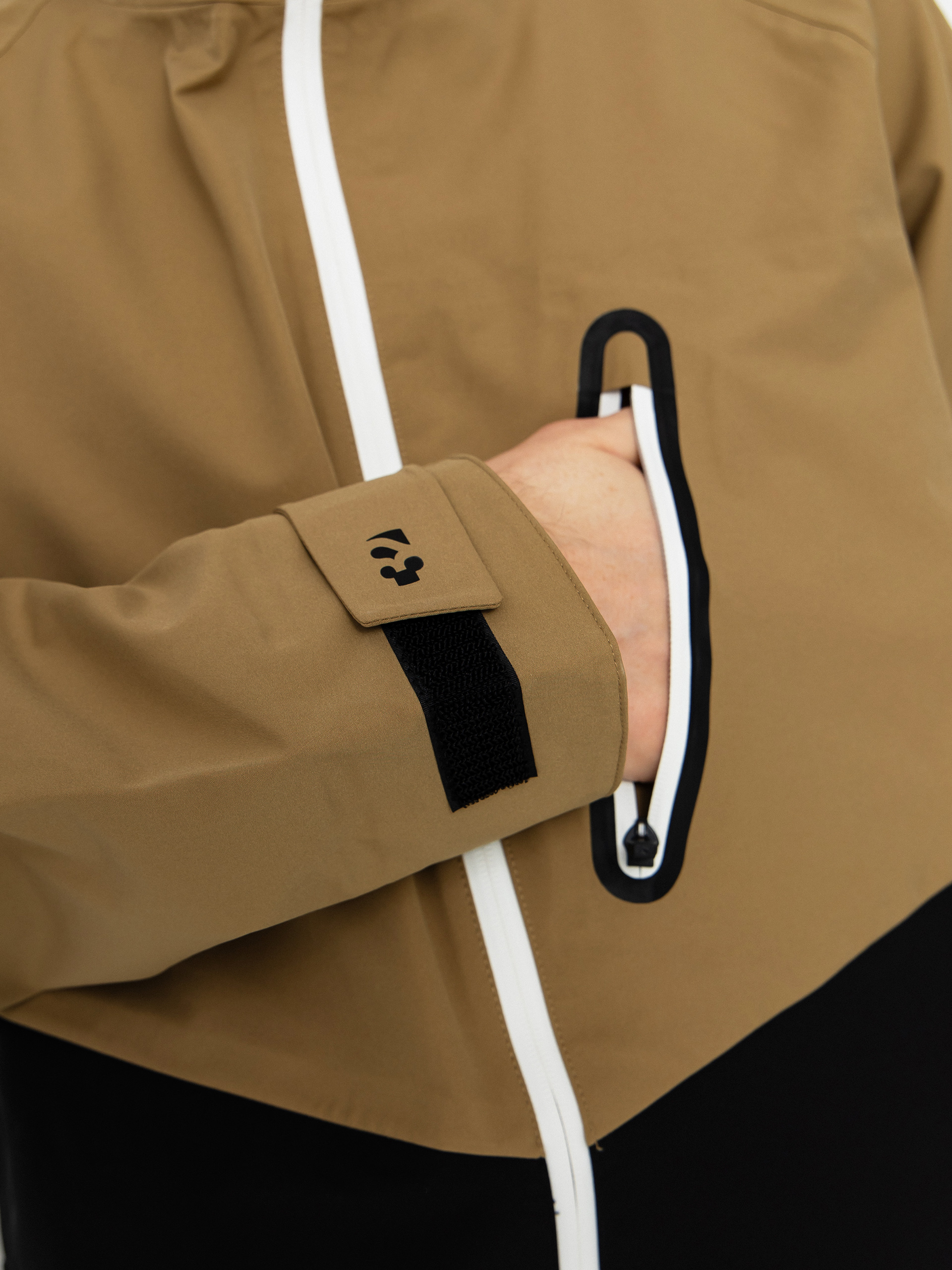 Pentru bărbați Geacă de snowboard ThirtyTwo Grasser (khaki)