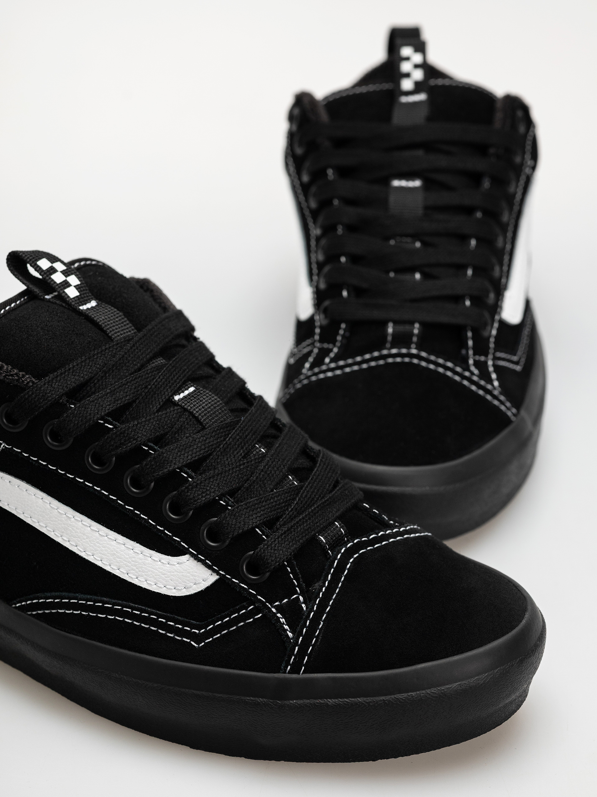 Pantofi Vans Skate Old Skool 36 + (black/black/whi)