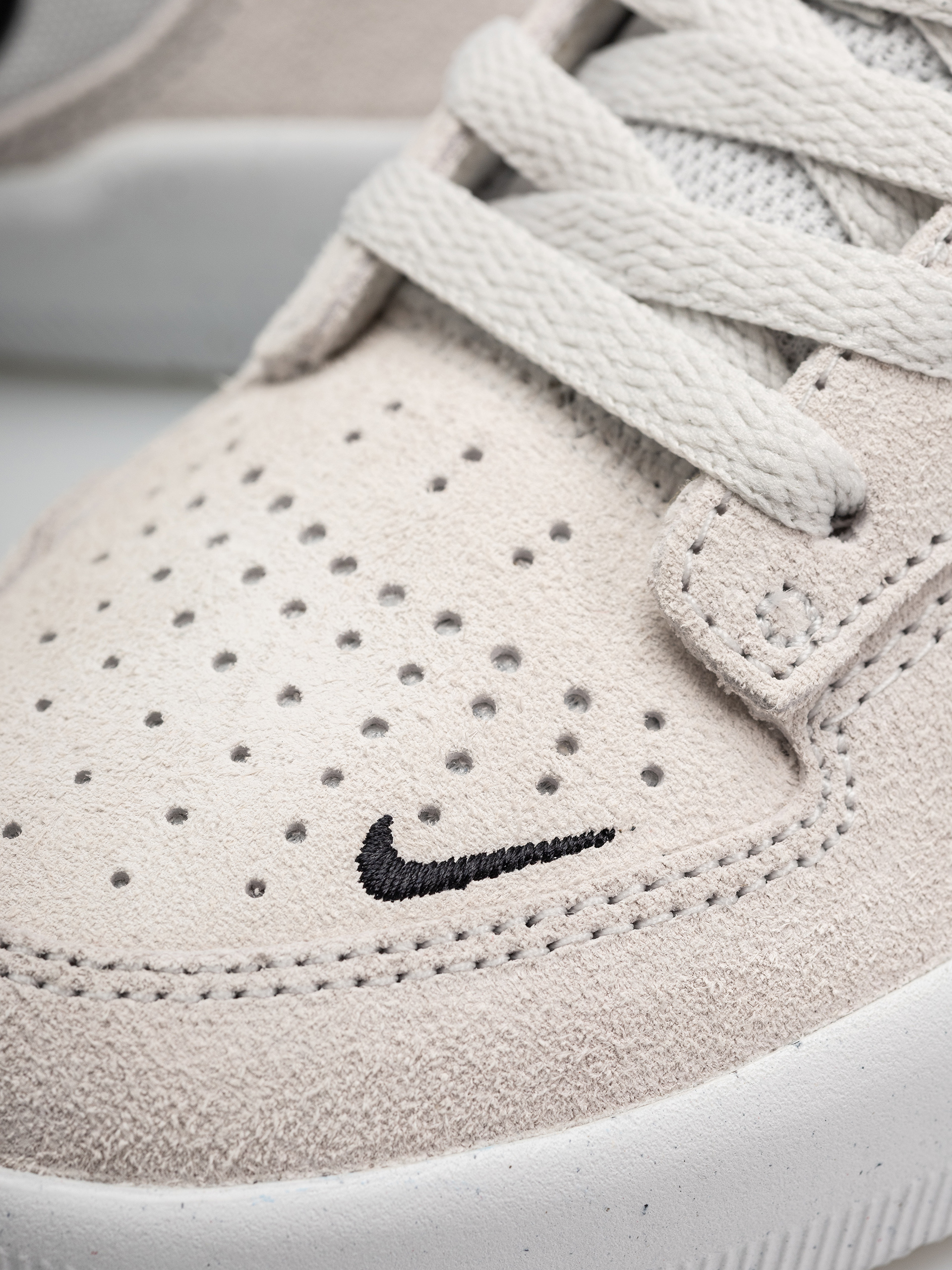 Pantofi Nike SB Force 58 (photon dust/black photon dust white)