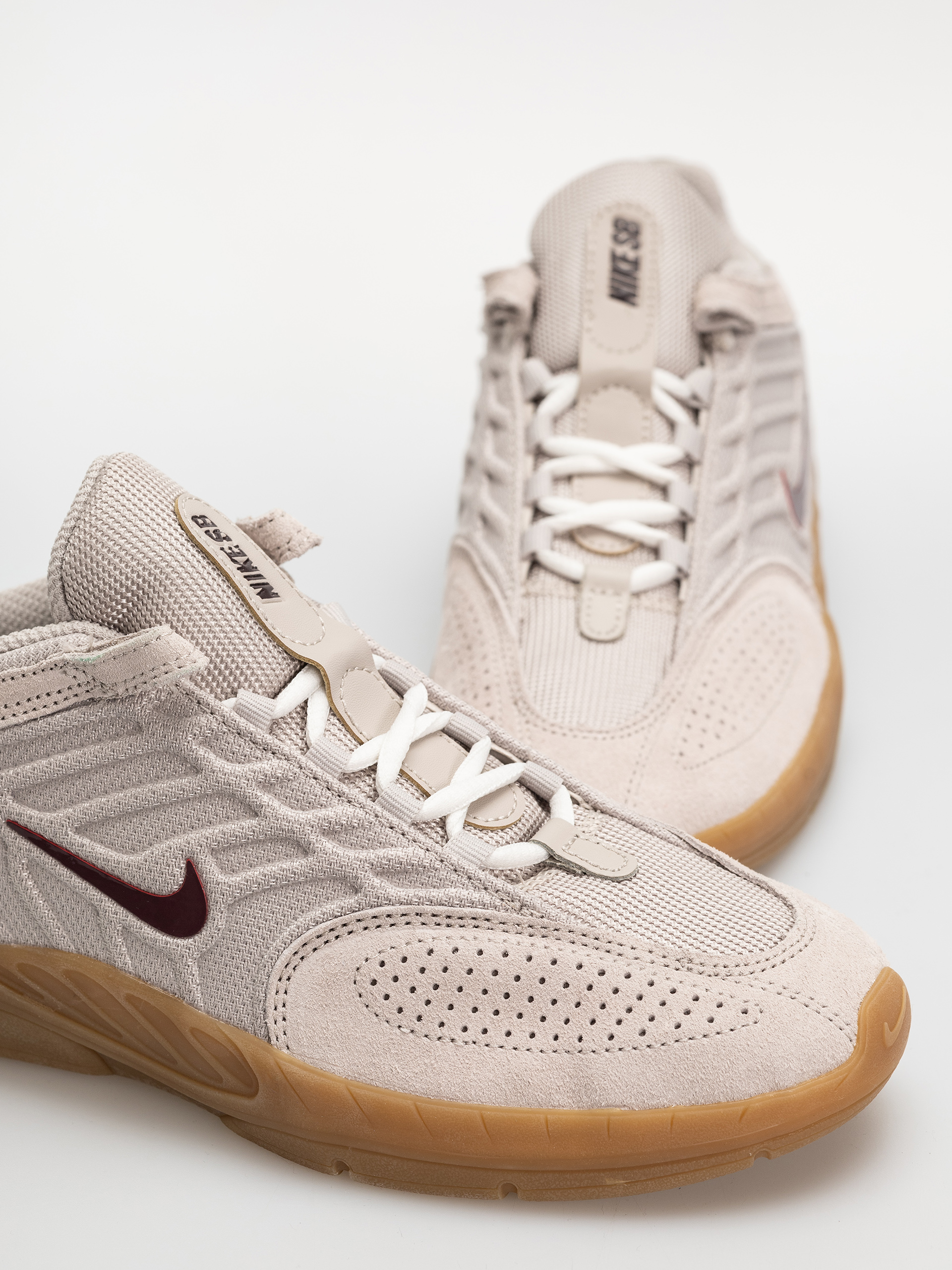 Pantofi Nike SB Vertebrae (cream ii/burgundy crush phantom)