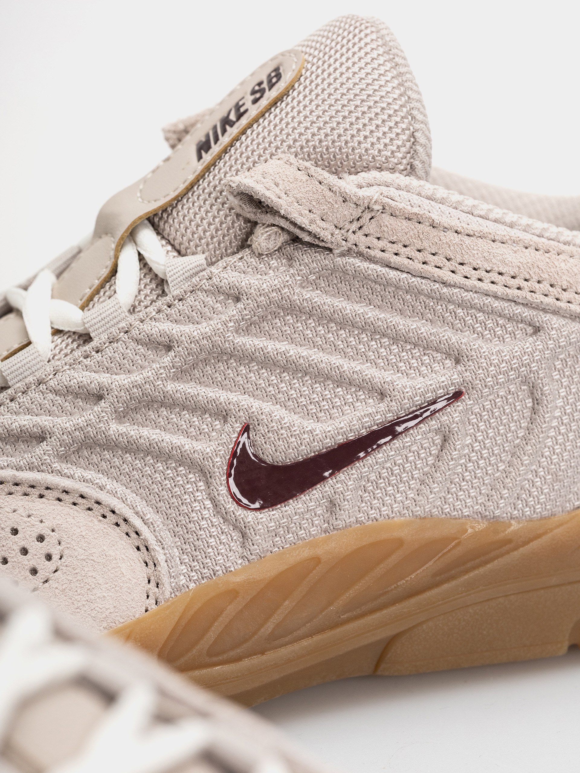 Pantofi Nike SB Vertebrae (cream ii/burgundy crush phantom)