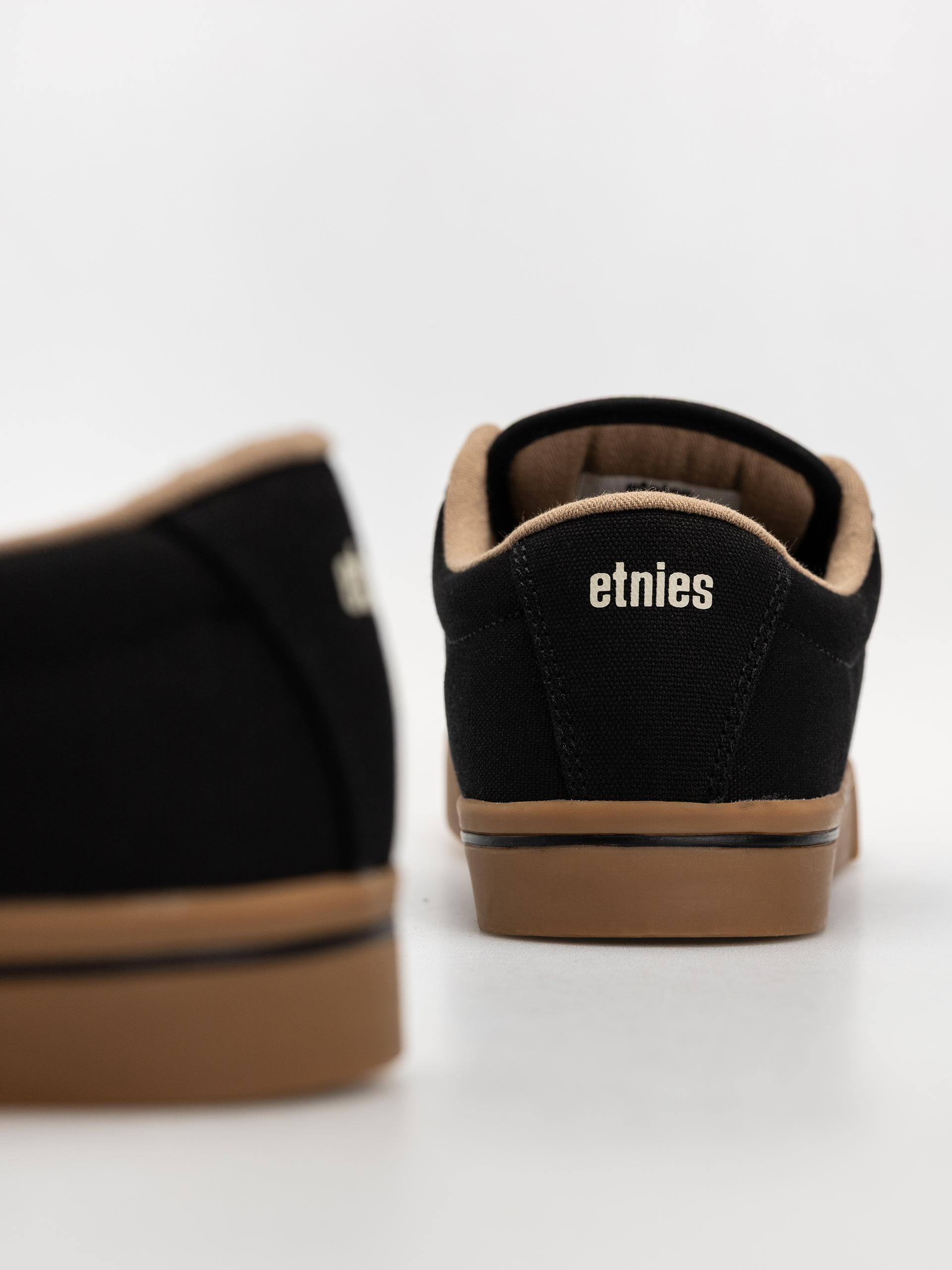 Pantofi Etnies Jameson 2 Eco (black/silver/gum)