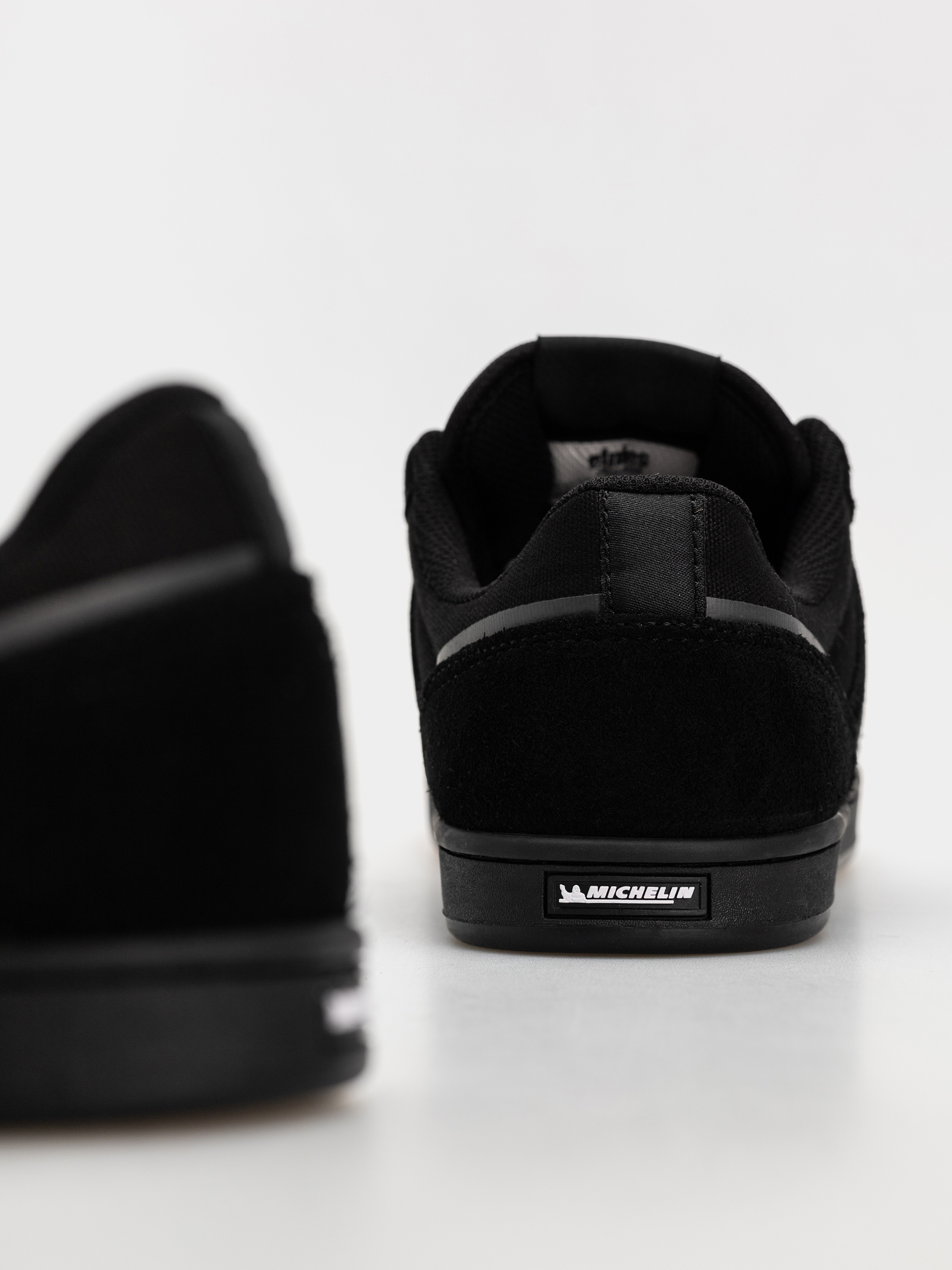 Pantofi Etnies Marana (black raw)