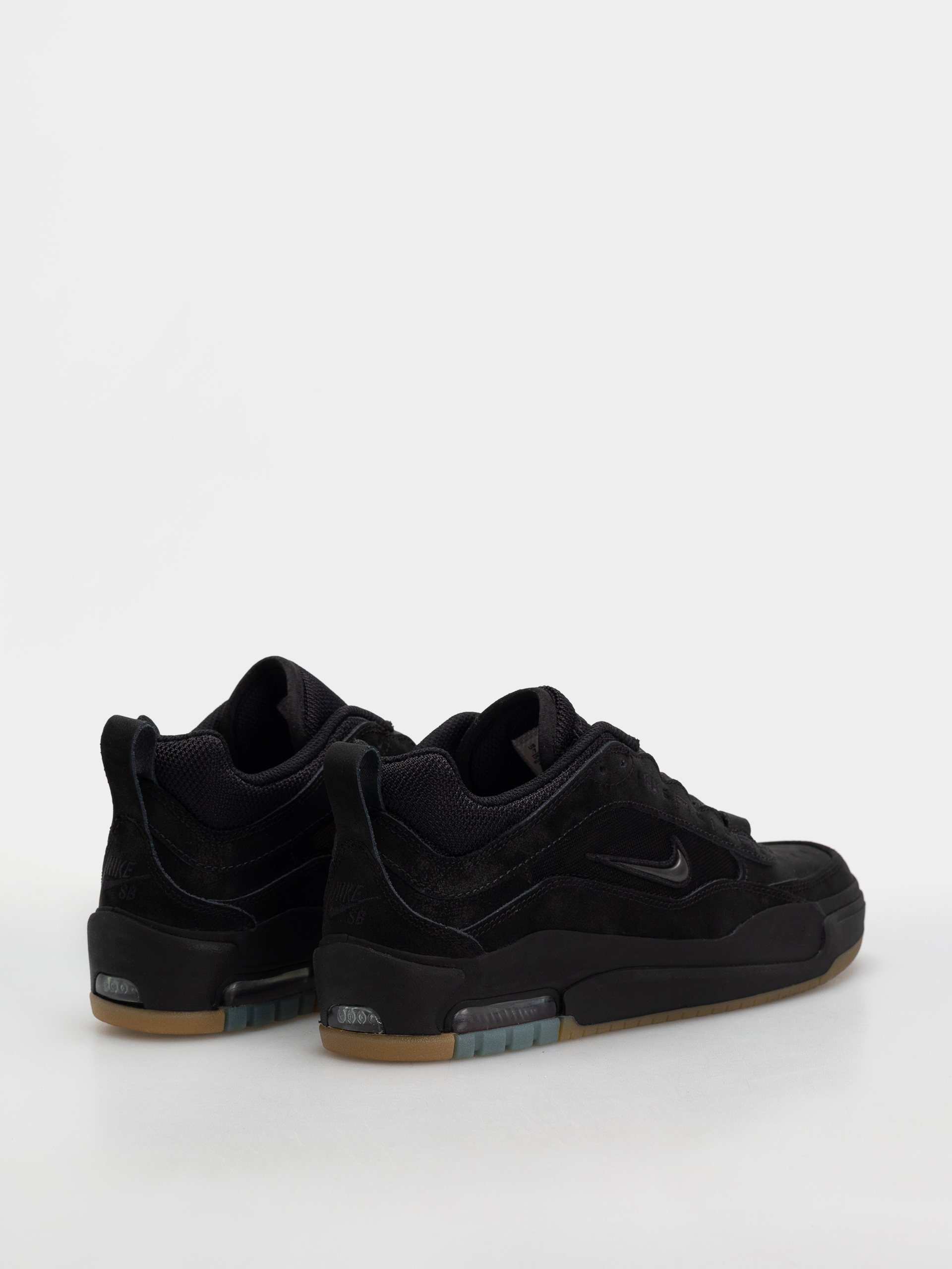 Pantofi Nike SB Air Max Ishod (black/black black black)