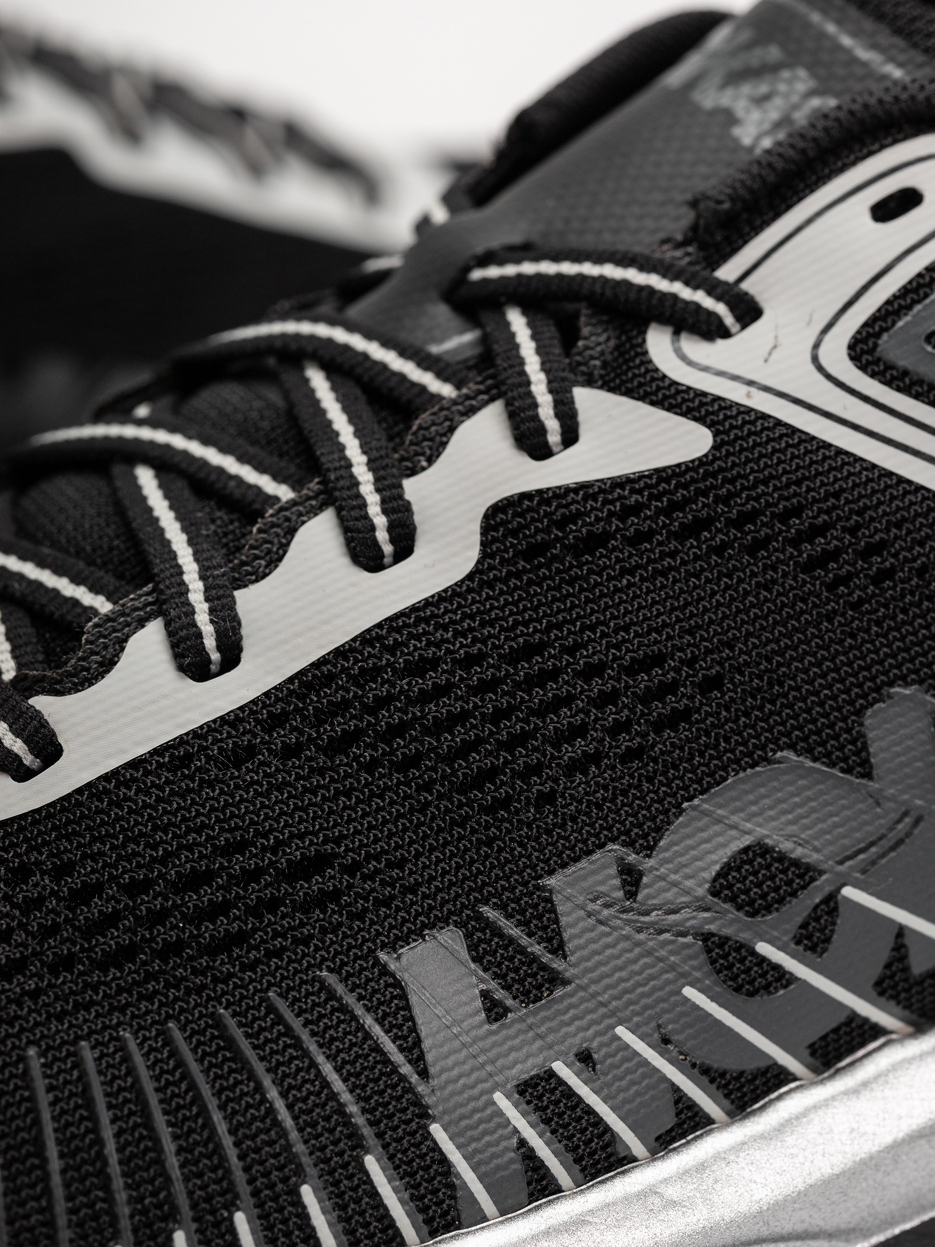 Pantofi Hoka Bondi 7 (black/stardust)