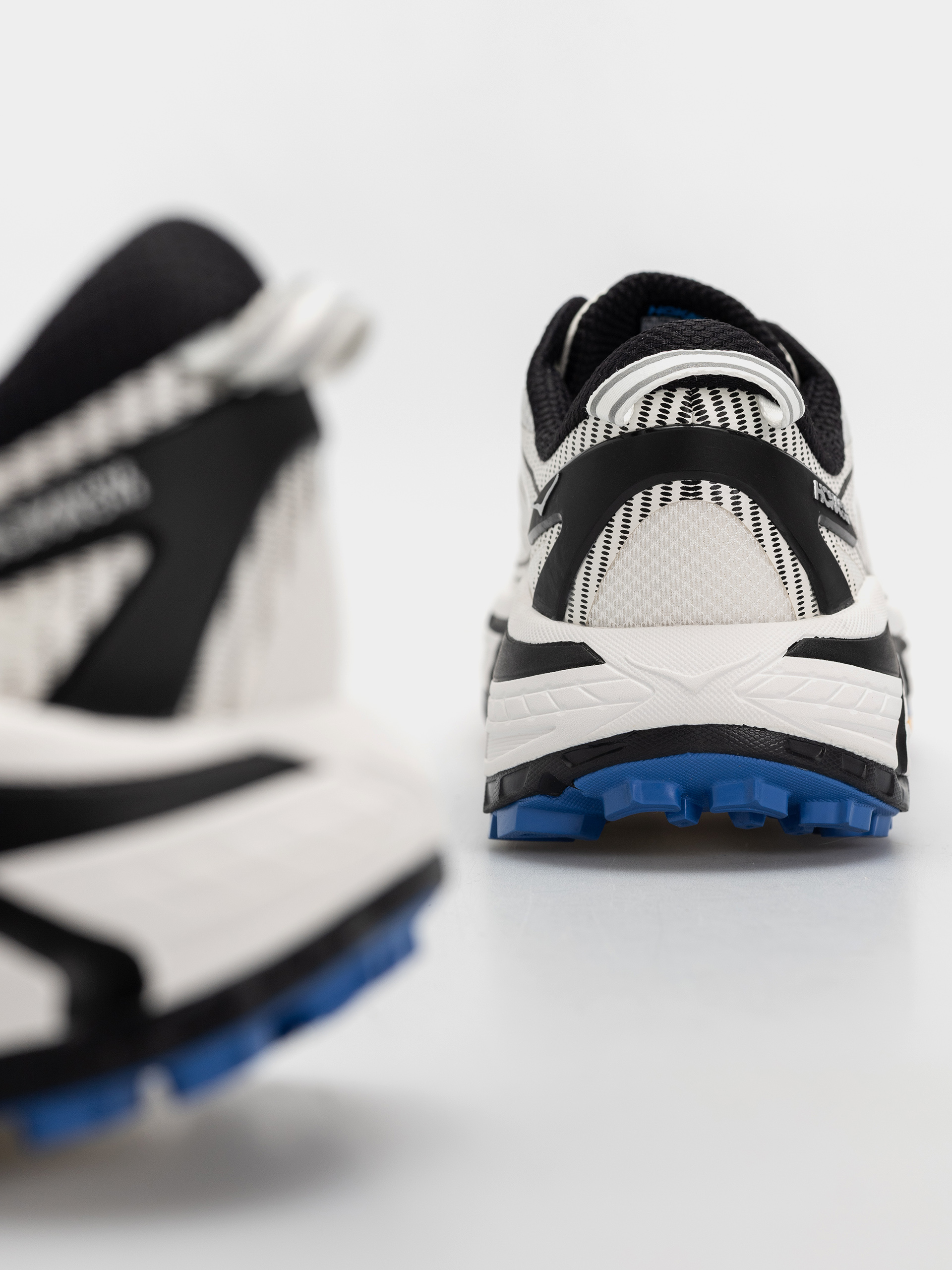 Pantofi Hoka Mafate Speed 2 (white/cobalt blue)