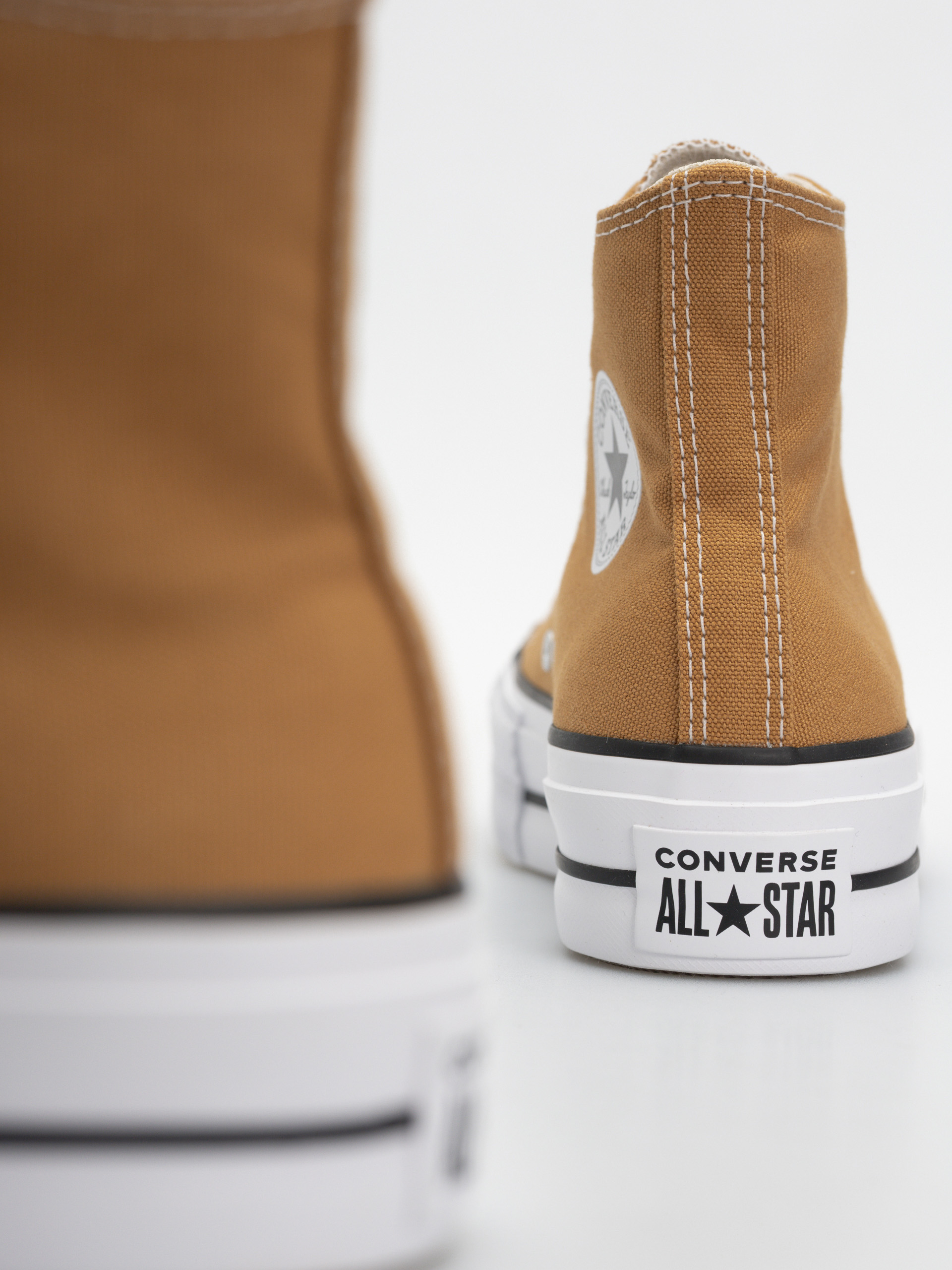 Teniși Converse Chuck Taylor All Star Lift Hi Wmn (honey stick/white/black)