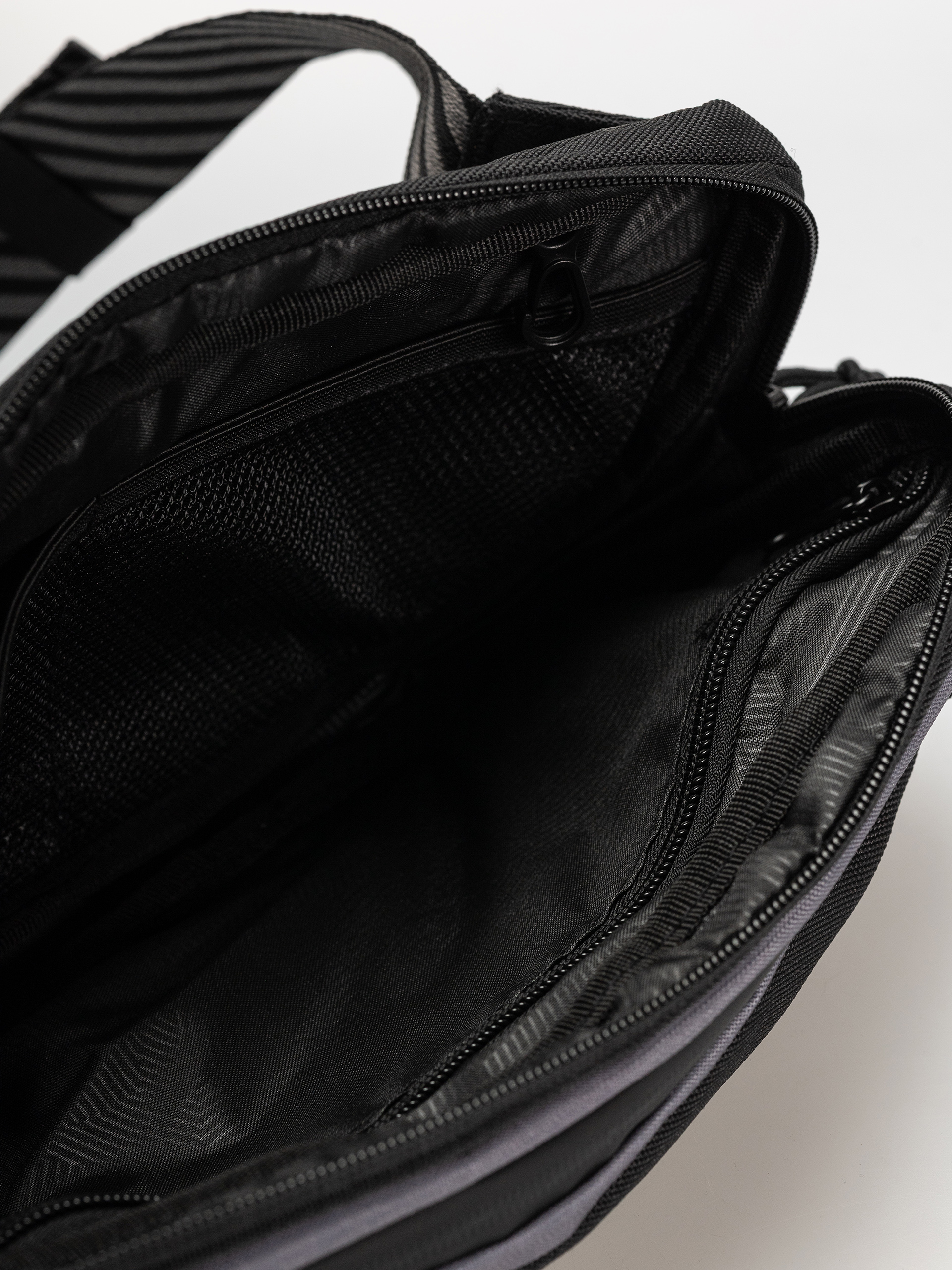 Borsetă de brâu Volcom Mini Dos Pack (black)