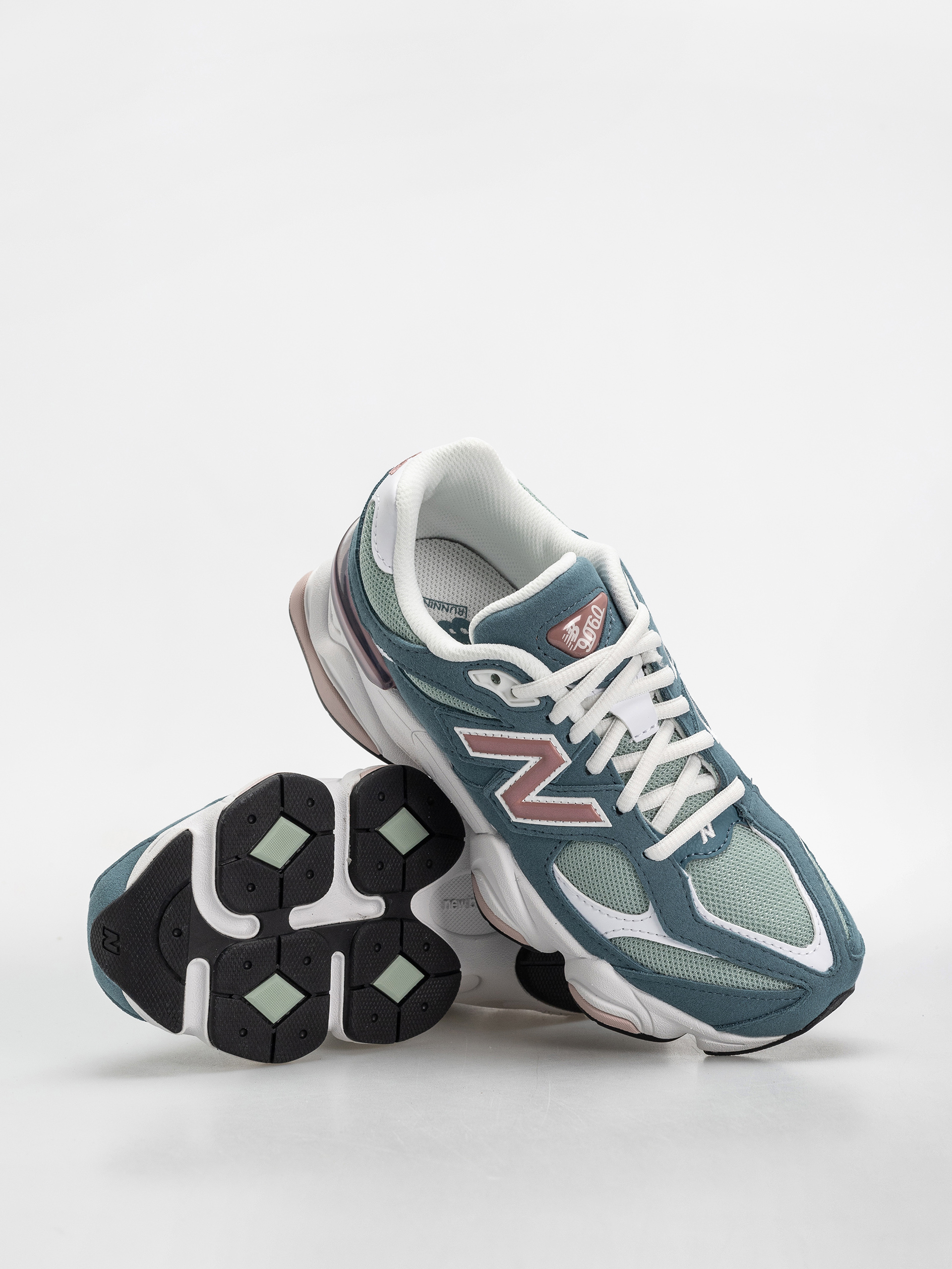 Pantofi New Balance 9060 JR (salt water/rosewood)