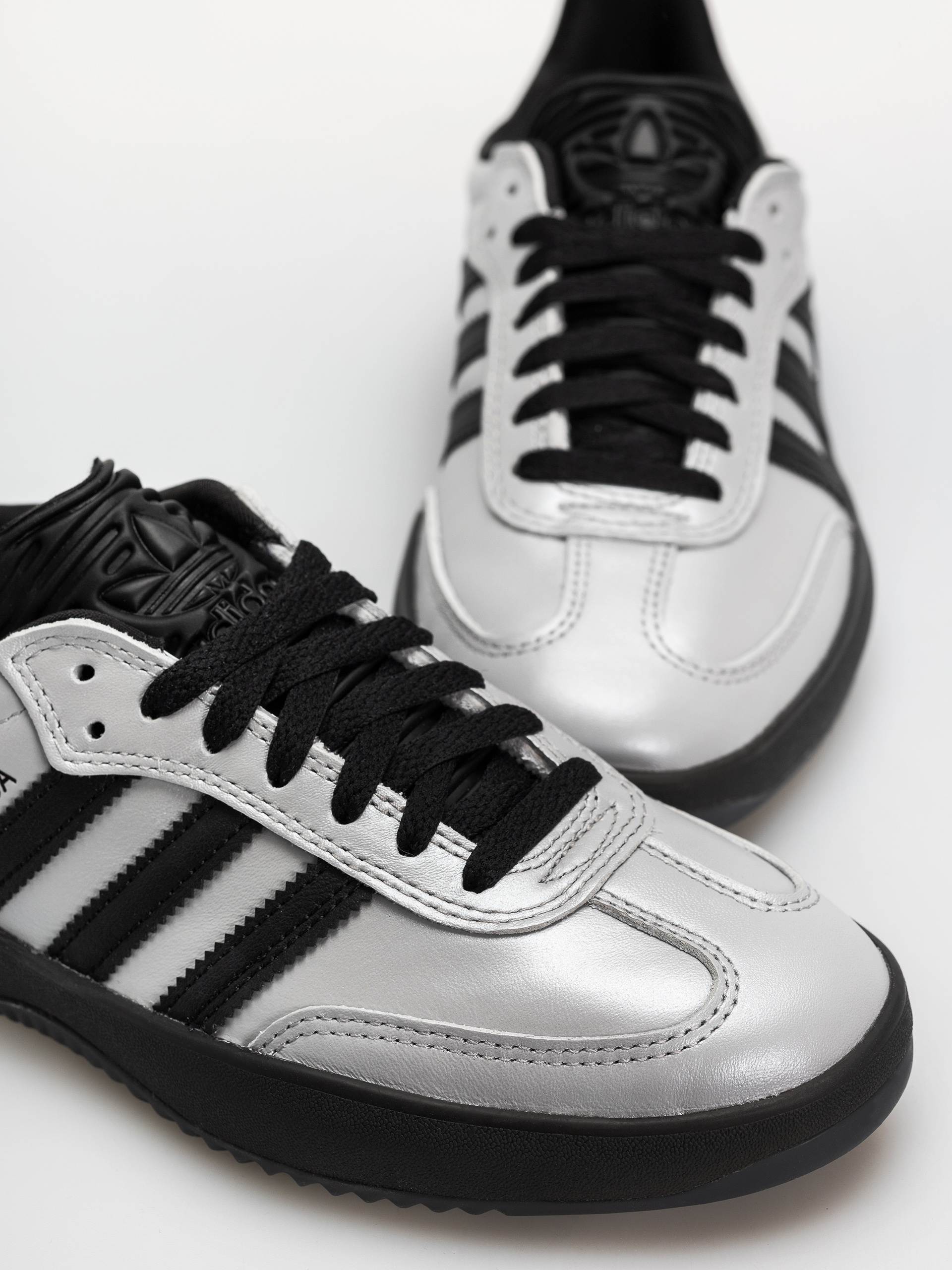 Pantofi adidas Puig Samba (silvmt/cblack/cblack)