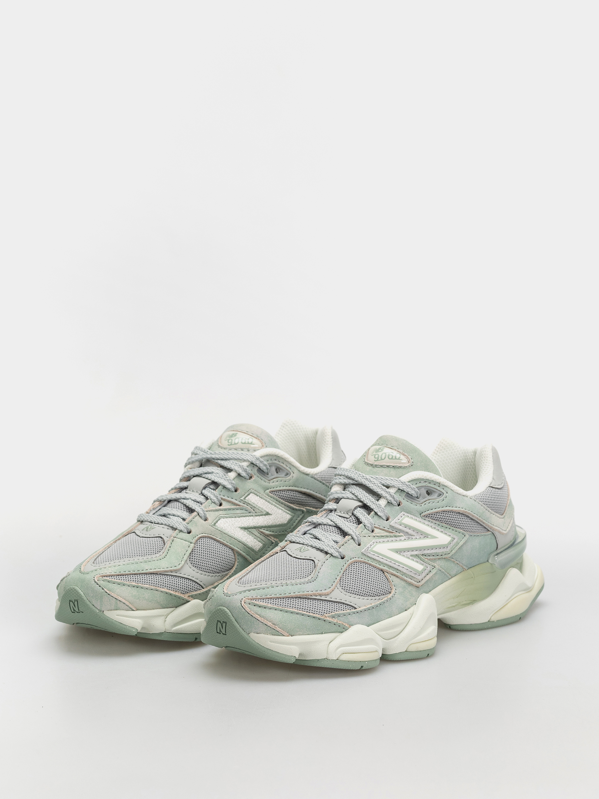 Pantofi New Balance 9060 (mosaic green/sea salt)