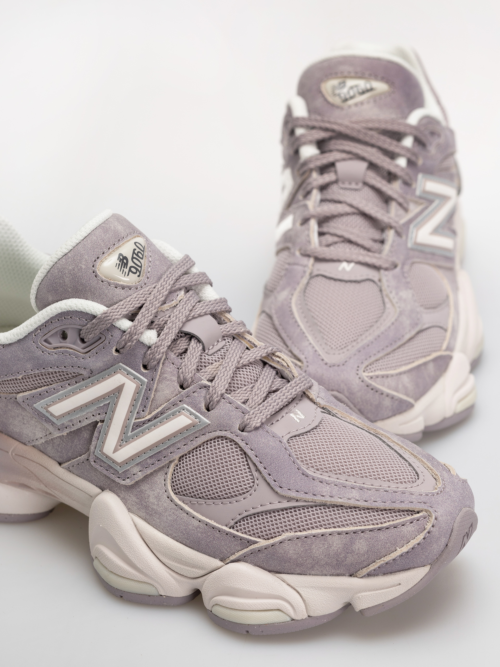Pantofi New Balance 9060 - violet (truffle salt/sea salt)