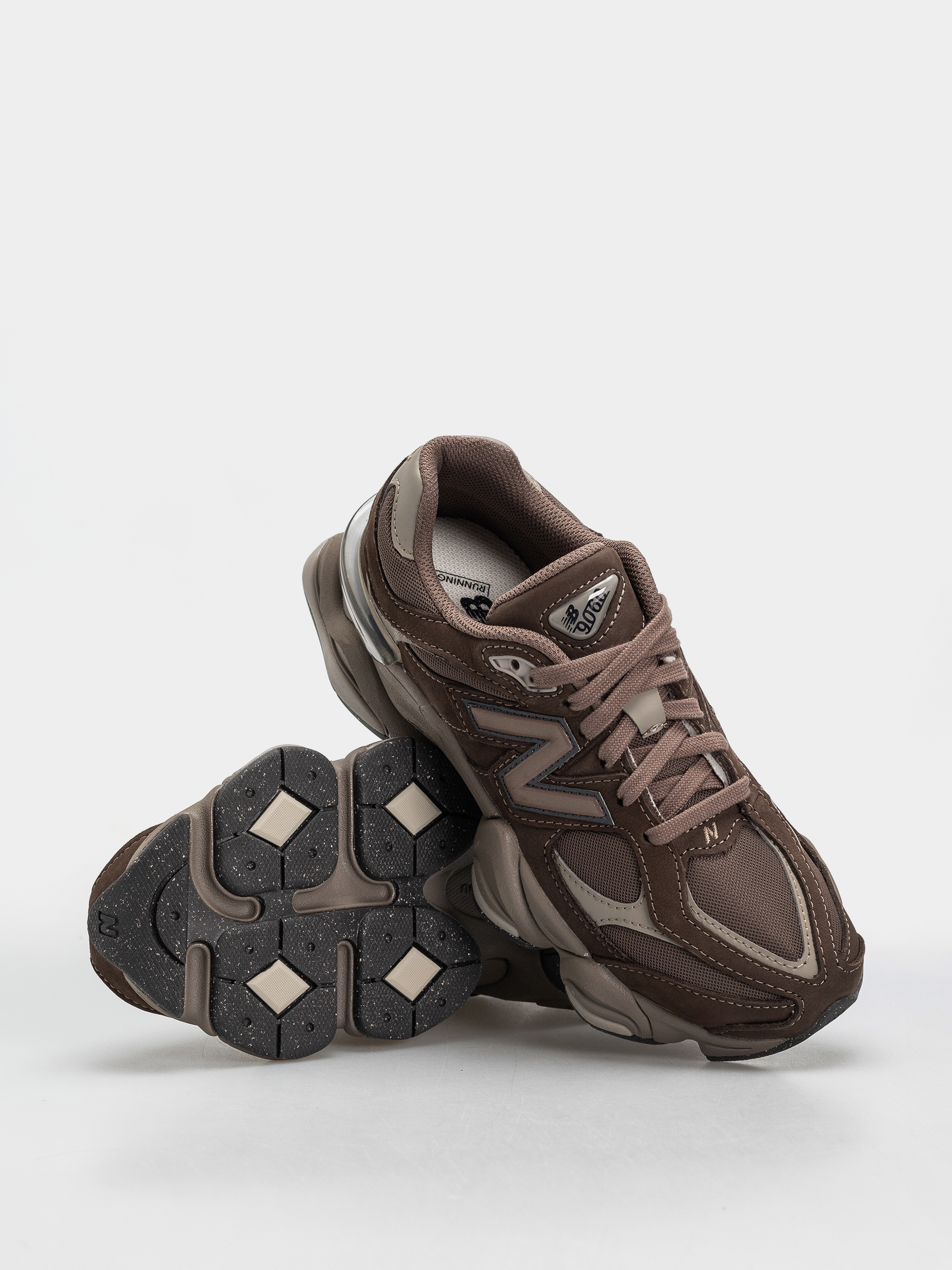 ピキシーズ Pantofi New Balance 9060 - maro (cortado/dockside)