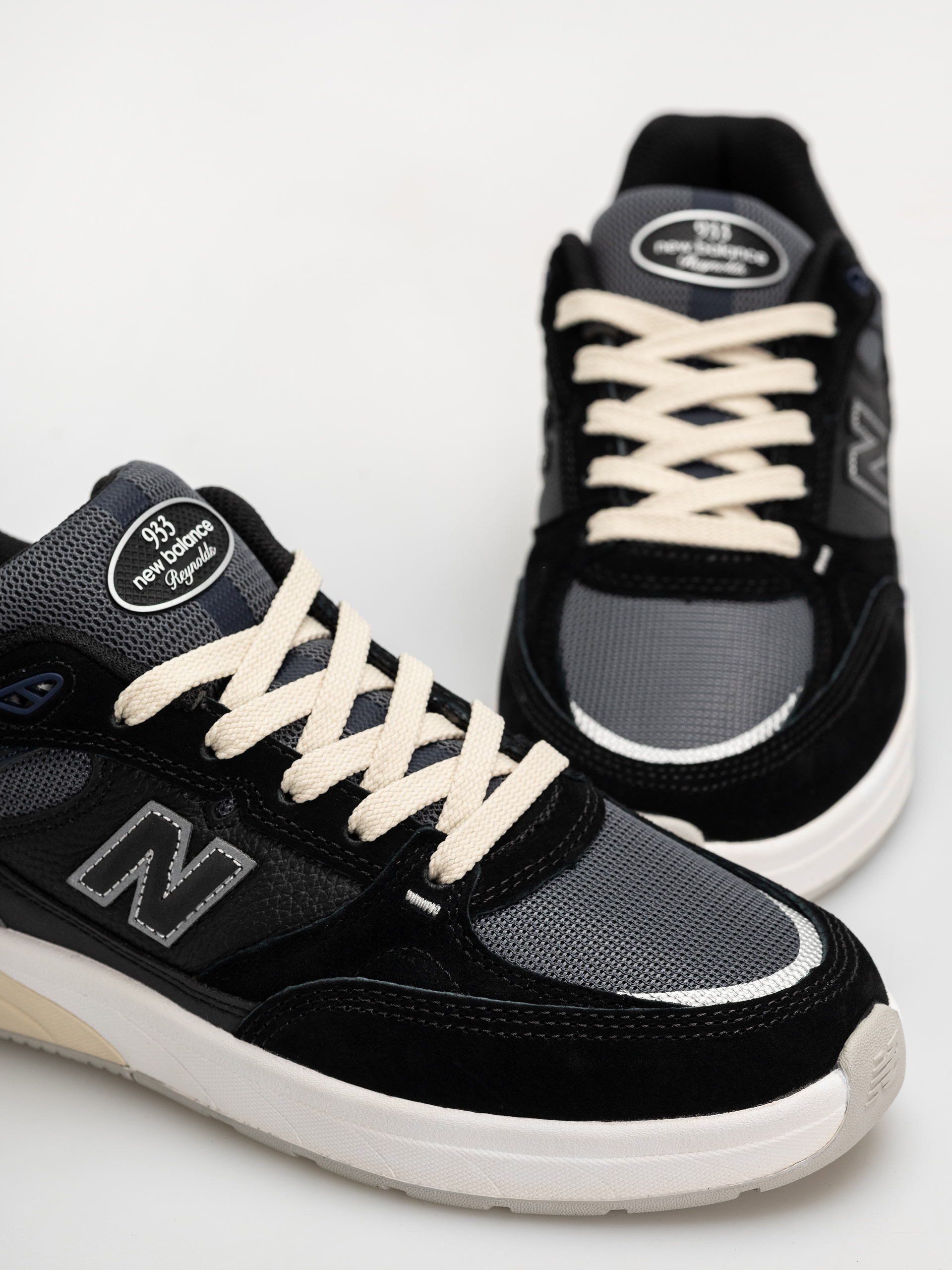 Pantofi New Balance 933 (6023 black/eclipse)