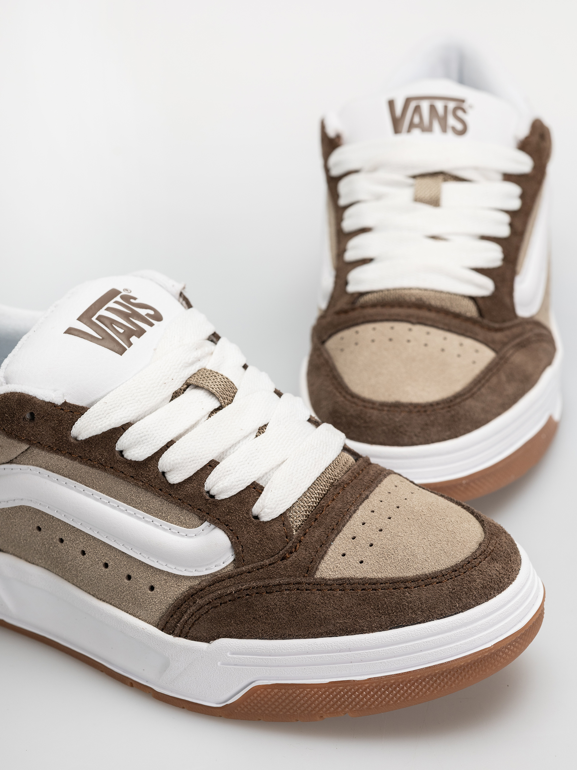 Pantofi Vans Hylane (suede vintage cocoa)