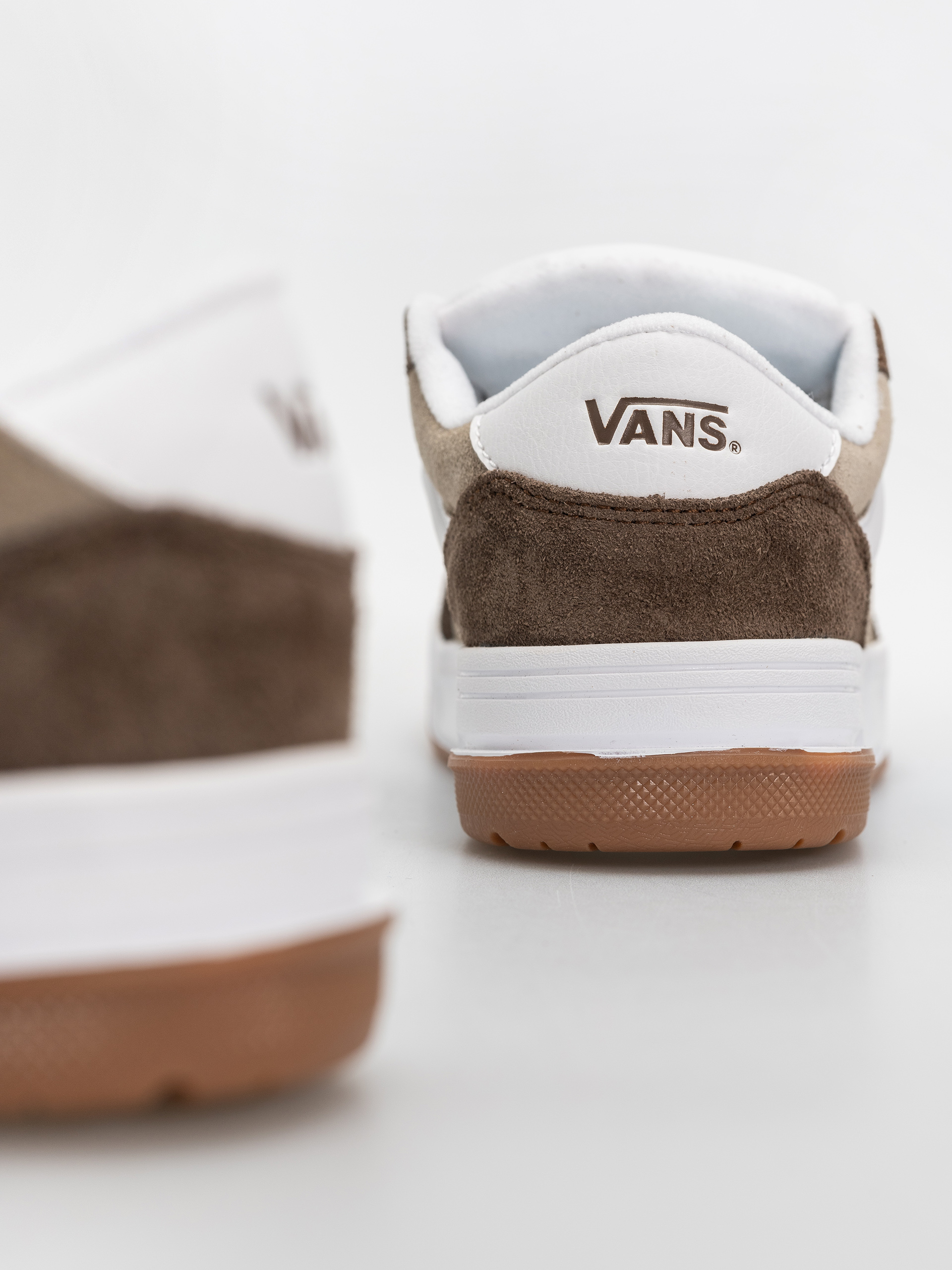 Pantofi Vans Hylane (suede vintage cocoa)