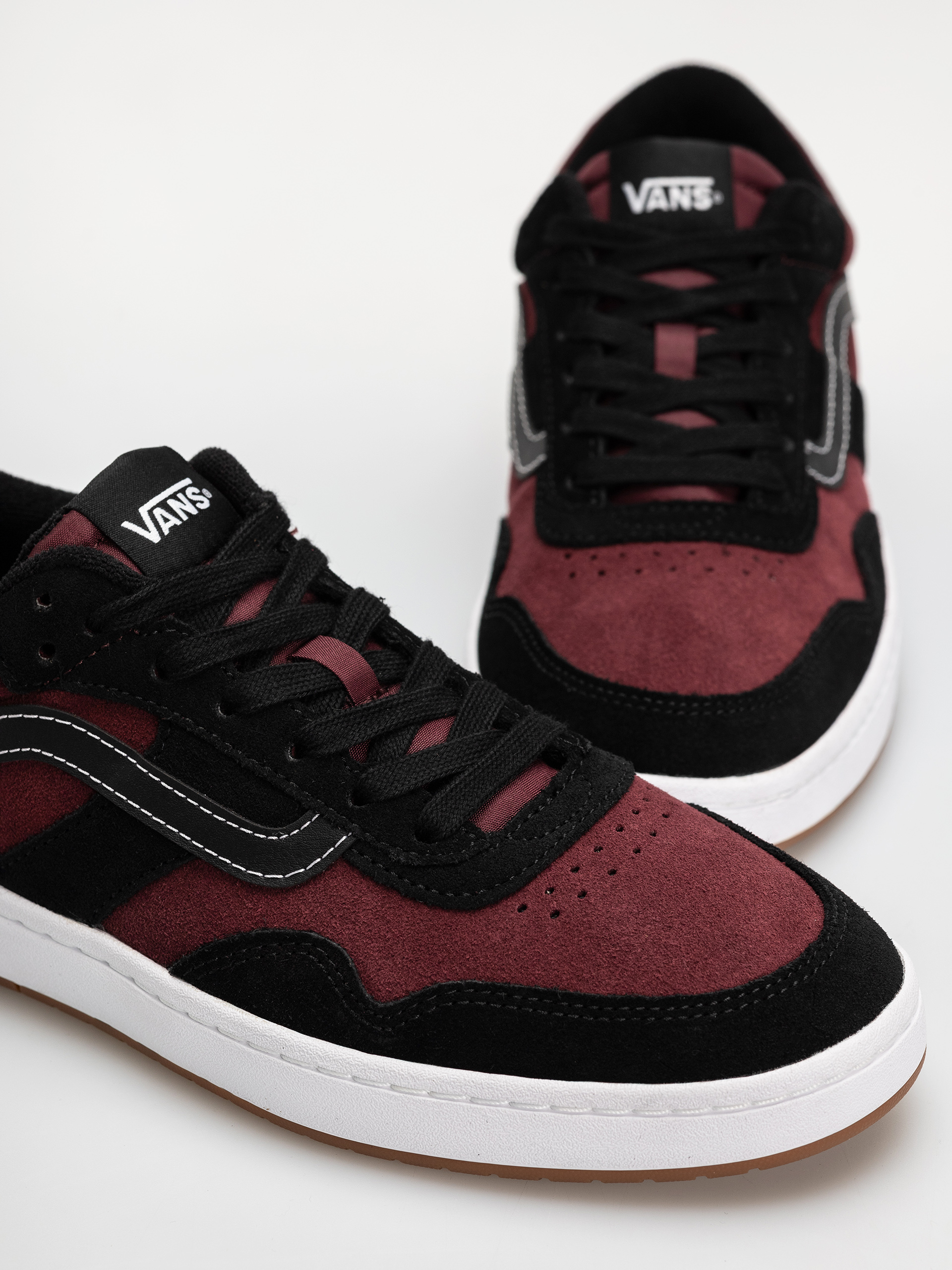 Pantofi Vans Cruze 3.0 (black/port)