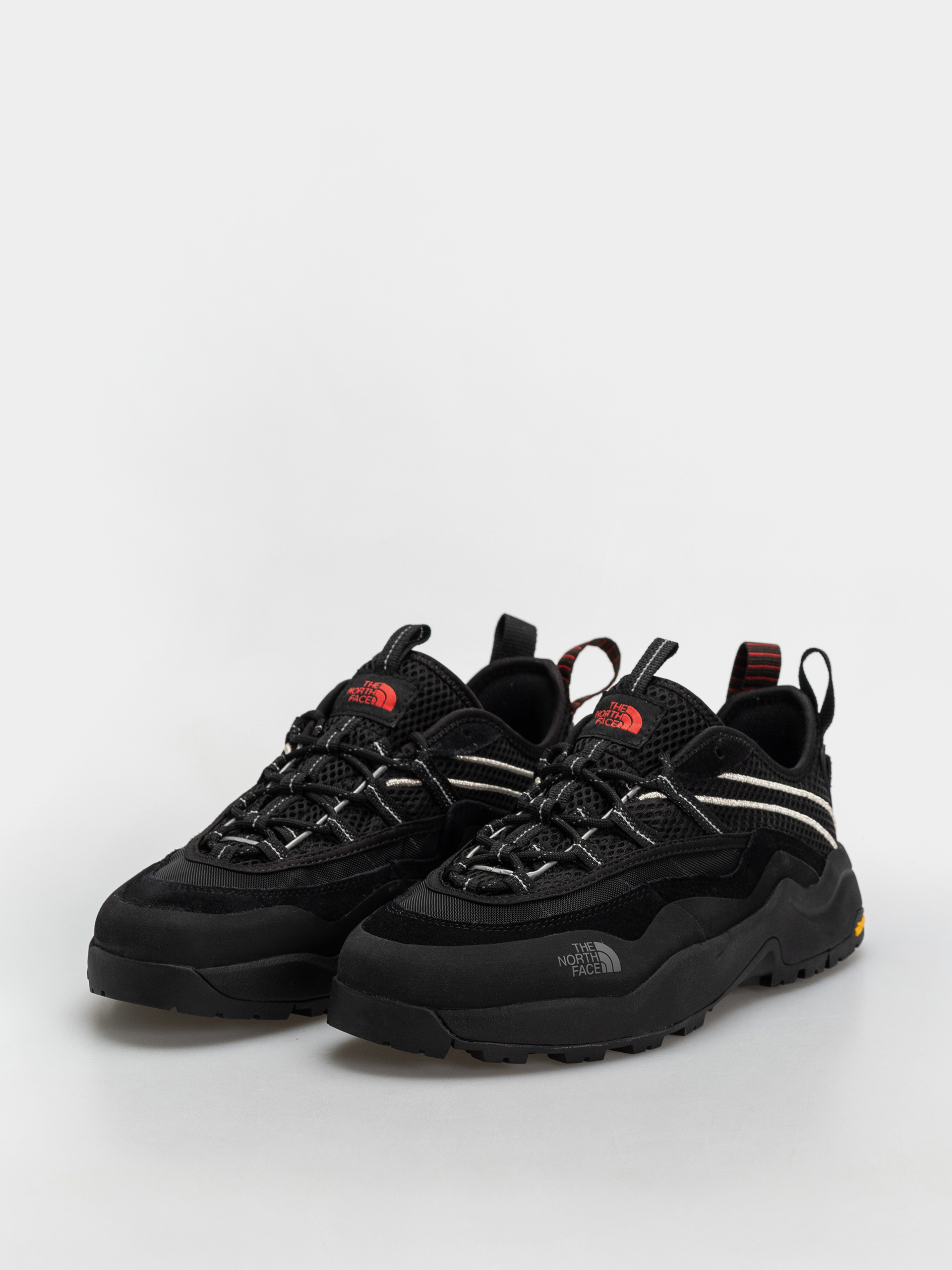 Pantofi The North Face Clyffe Ultra (tnf blk/tnf red)