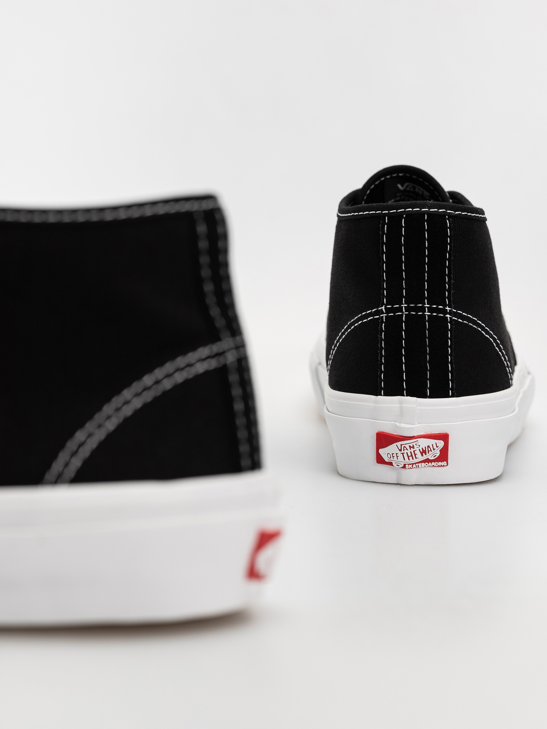 Pantofi Vans Skate Authentic Mid (black/white)