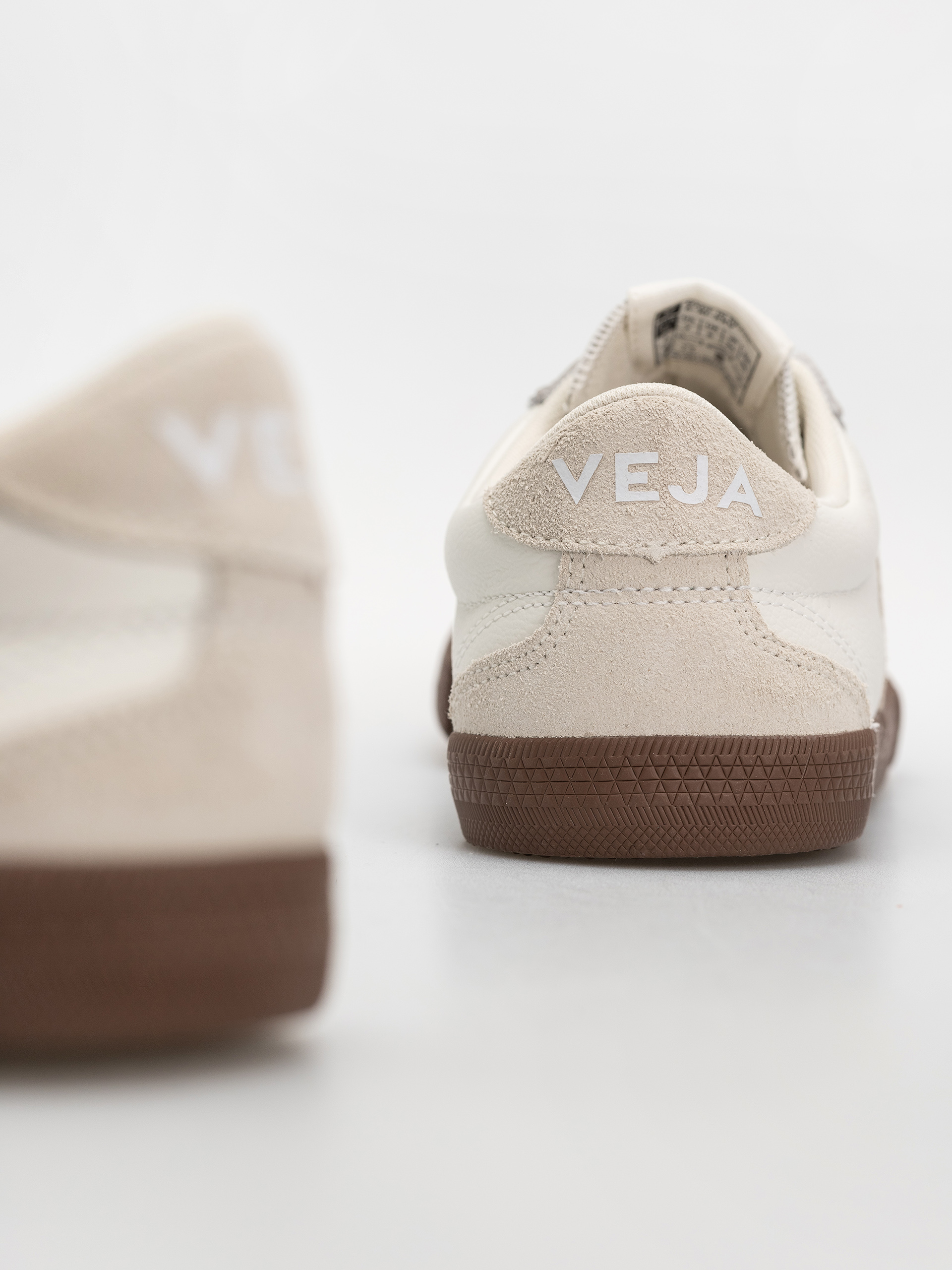 Pantofi Veja Volley Wmn (white natural bark)