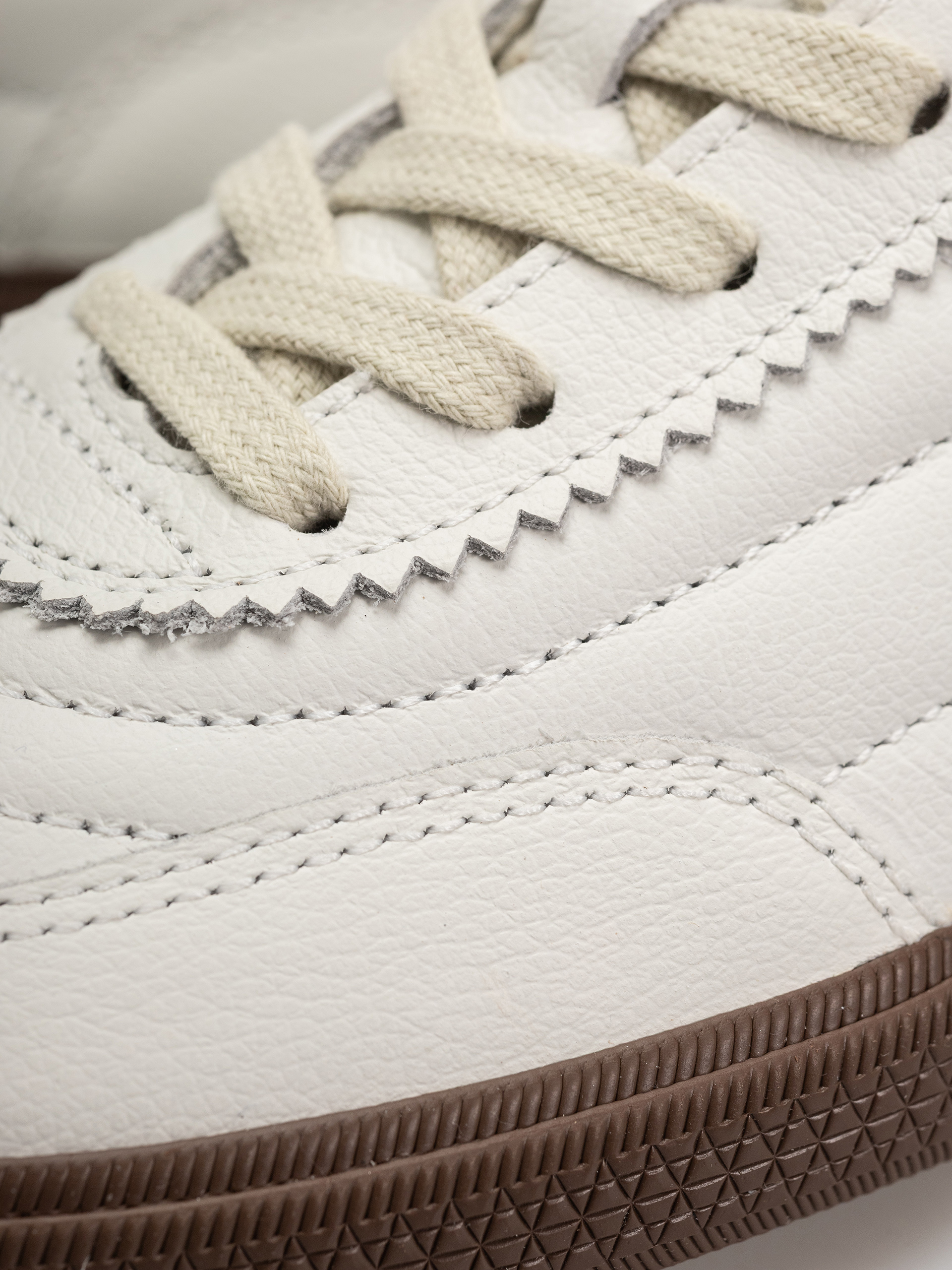 Pantofi Veja Panenka Wmn (white black bark)