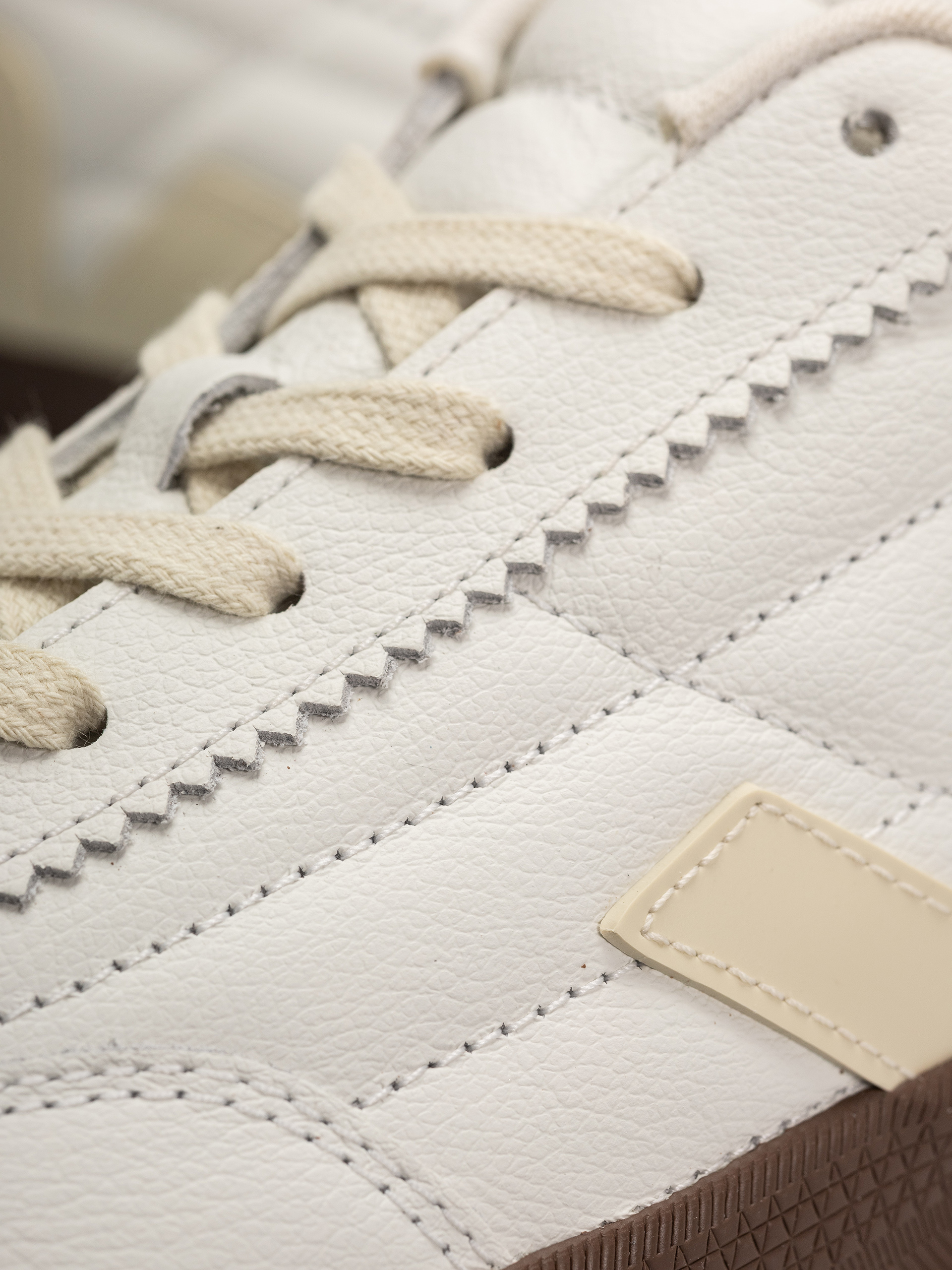 Pantofi Veja Panenka (white black bark)