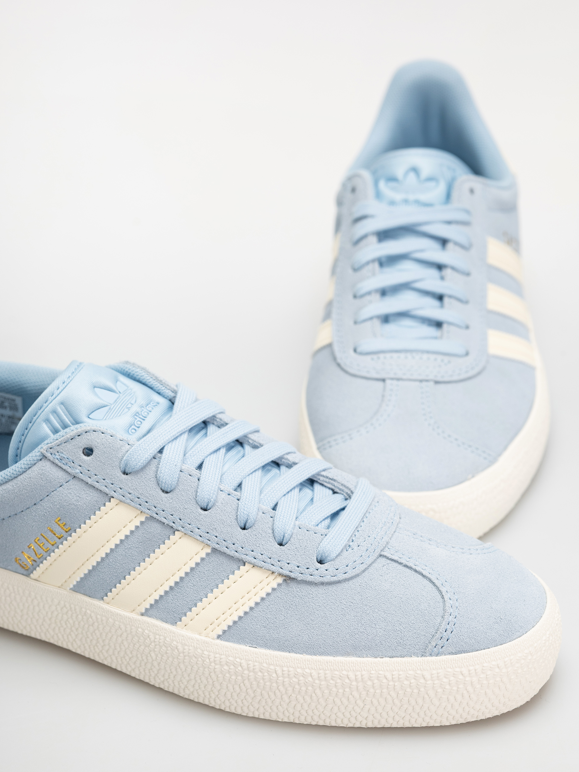 Pantofi adidas Gazelle Adv (clesky/crewht/cwhite)