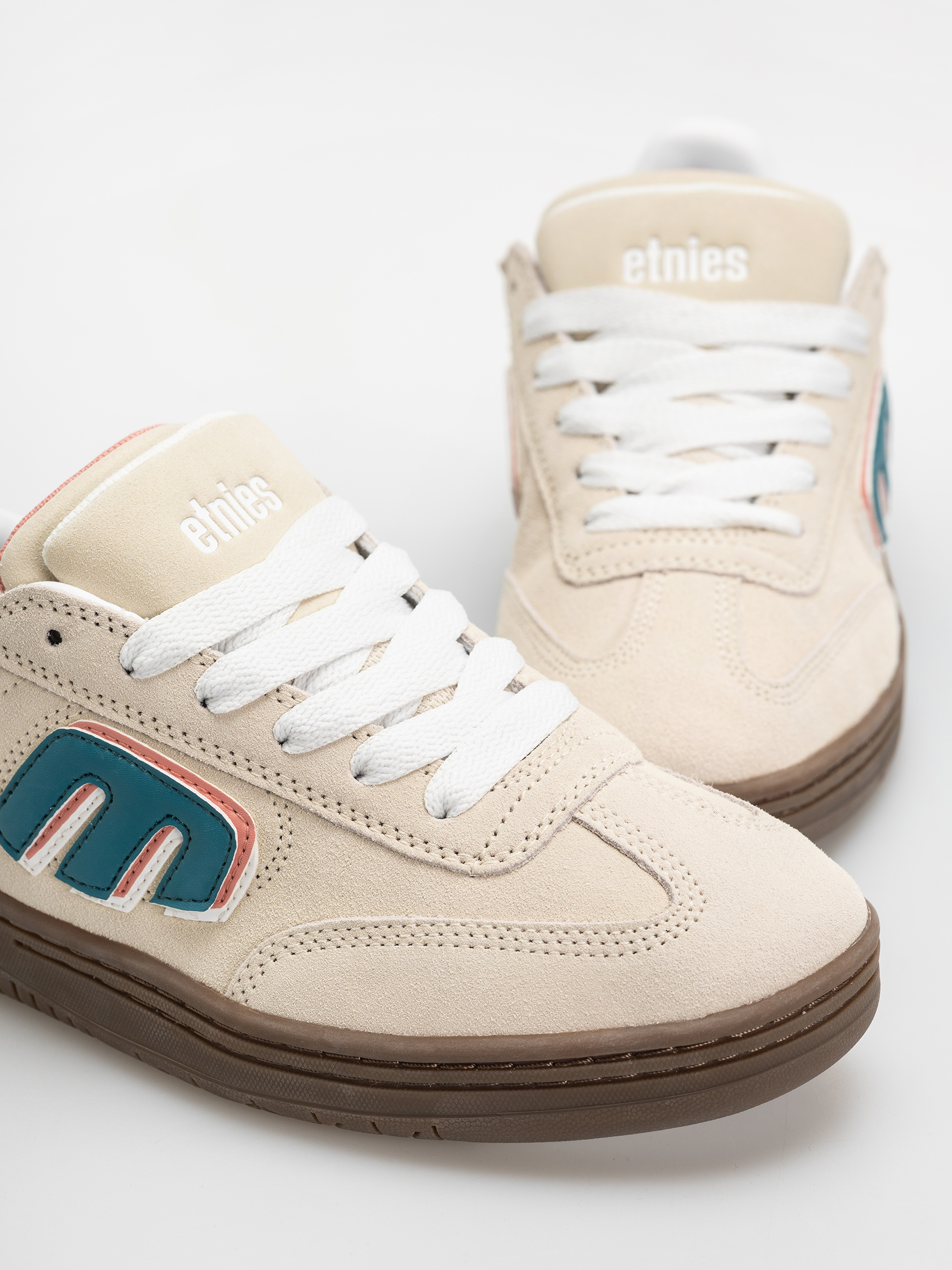 Pantofi Etnies Locut Triple Tongue (tan)