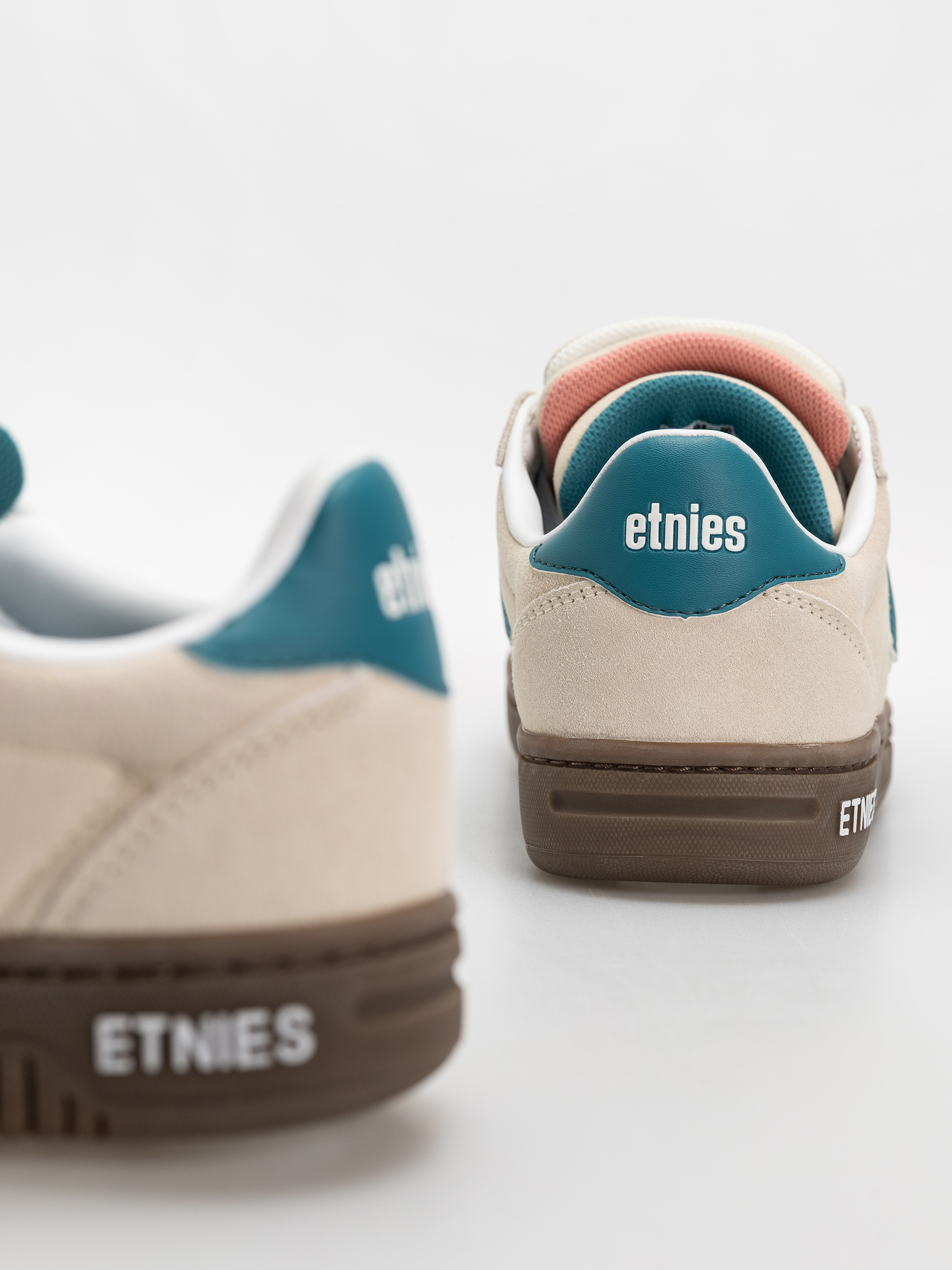 Pantofi Etnies Locut Triple Tongue (tan)
