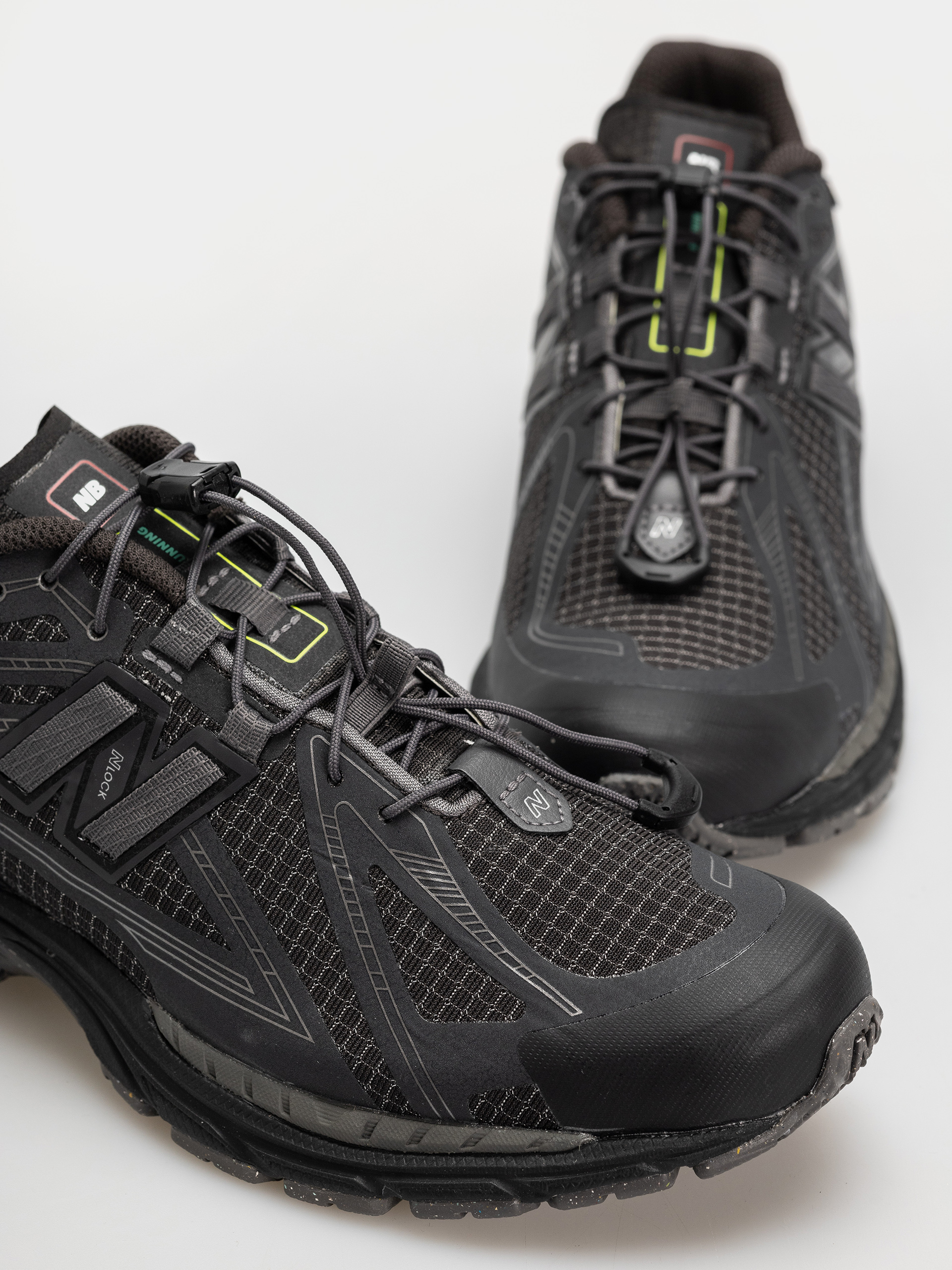 Pantofi New Balance 1906 (castlerock/faded black)